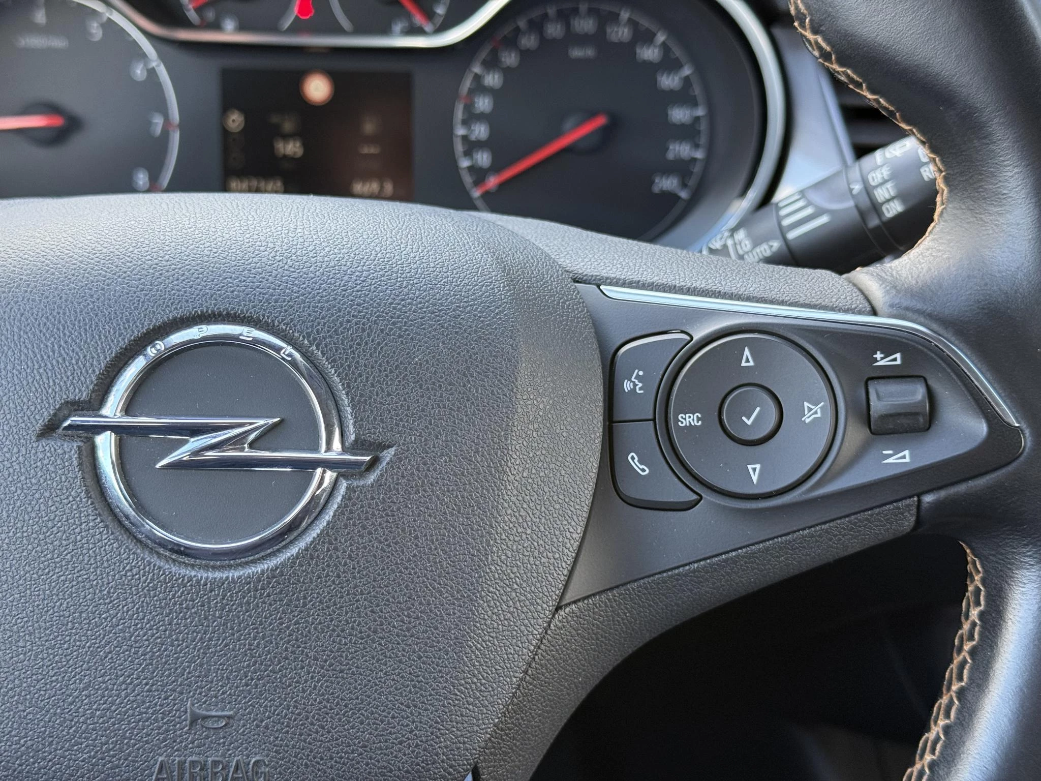 Hoofdafbeelding Opel Crossland X