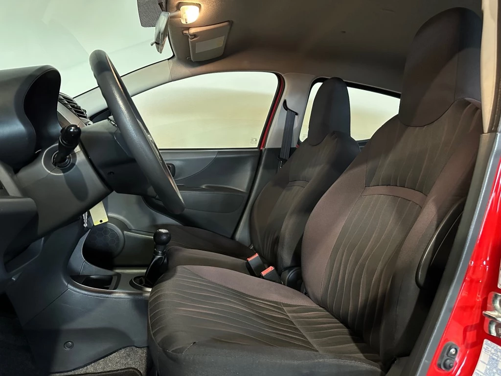 Hoofdafbeelding Nissan Pixo