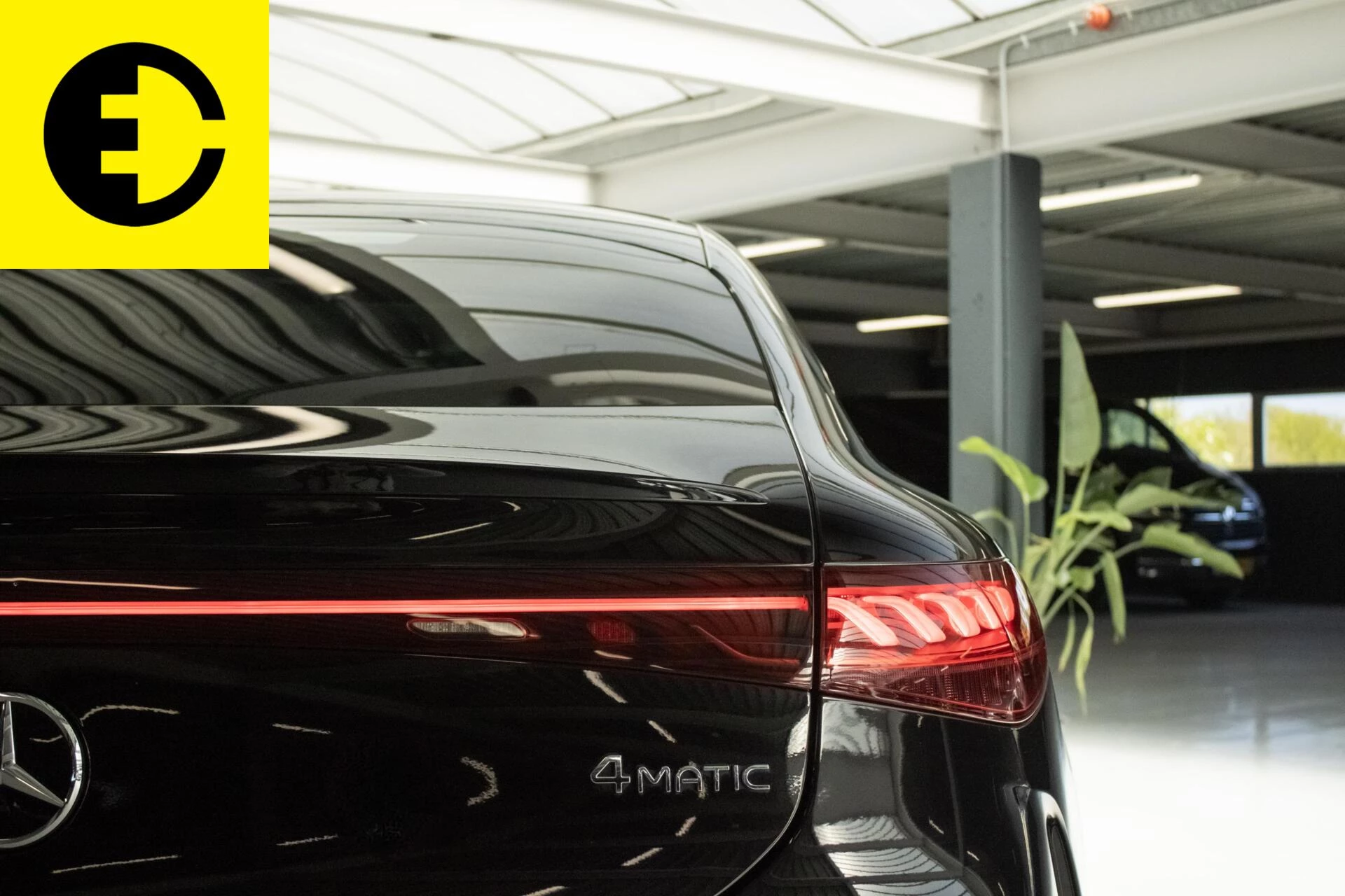 Hoofdafbeelding Mercedes-Benz EQS