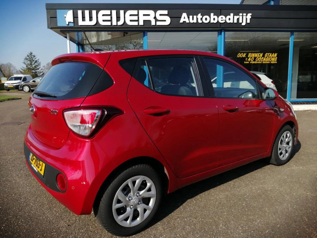 Hoofdafbeelding Hyundai i10