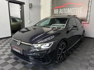 Volkswagen Golf 8 R 2.0 TSI 4M Performance