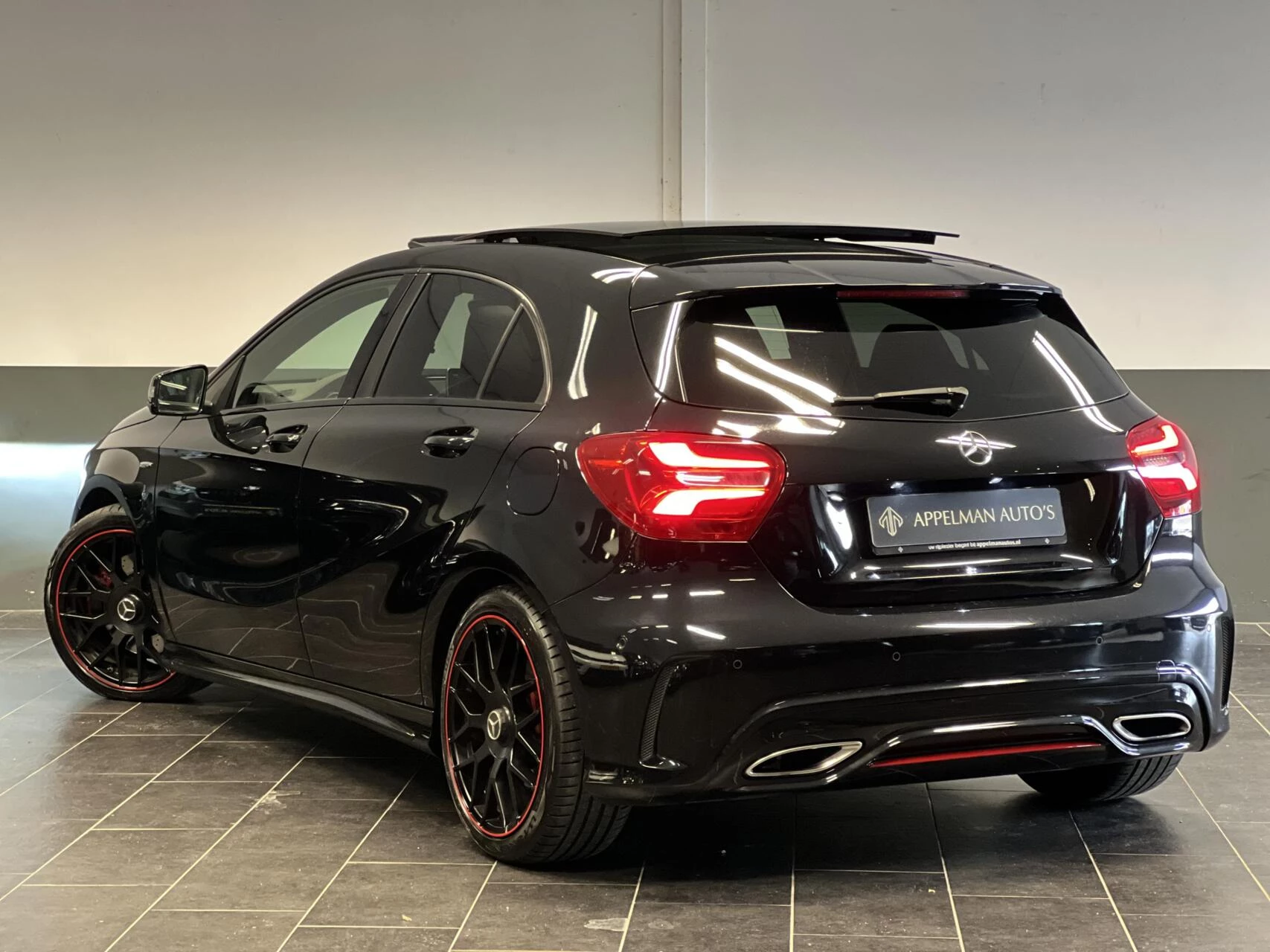 Hoofdafbeelding Mercedes-Benz A-Klasse