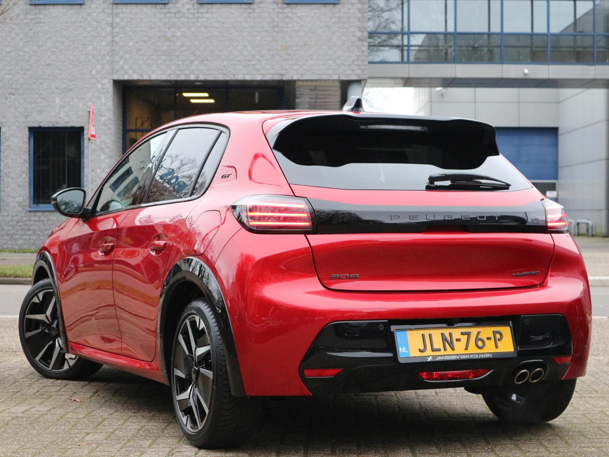 Hoofdafbeelding Peugeot 208