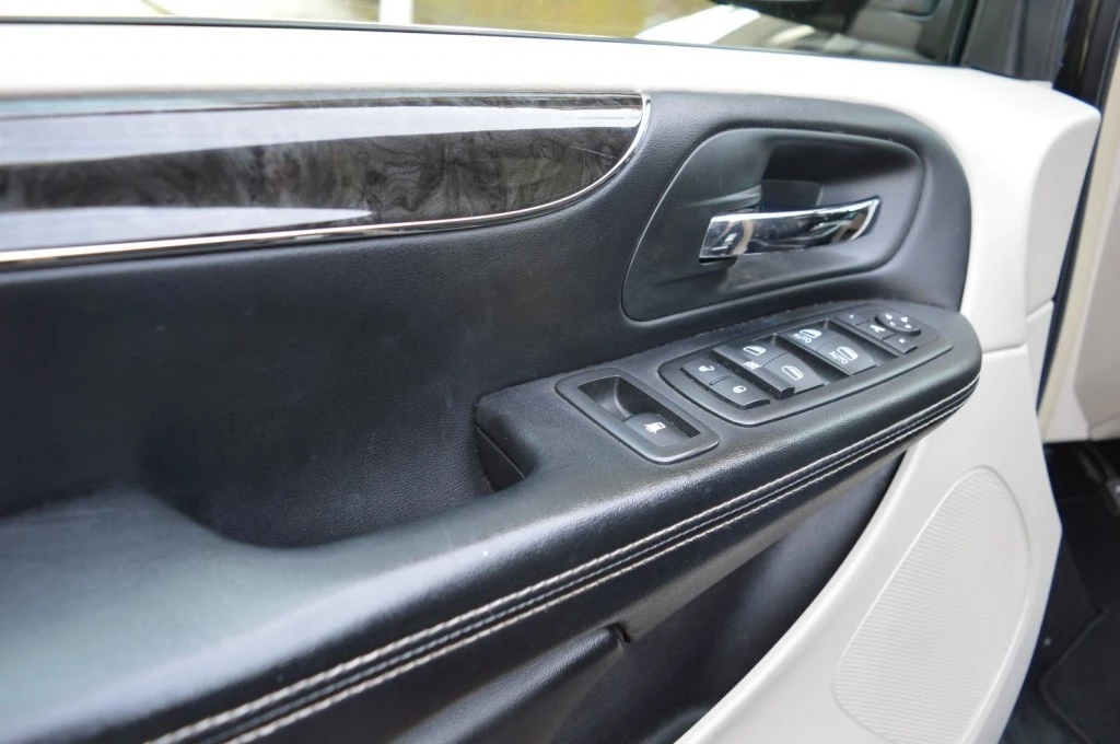 Hoofdafbeelding Lancia Voyager