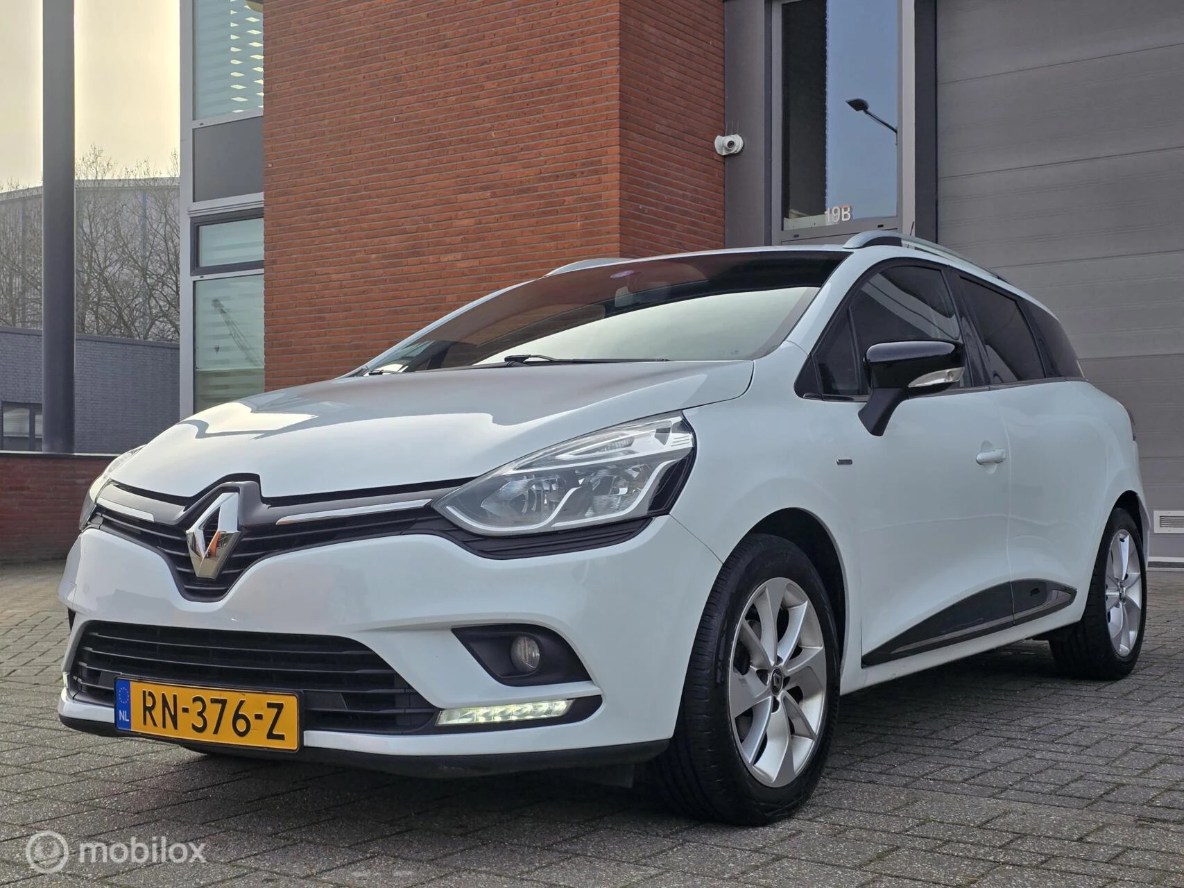 Hoofdafbeelding Renault Clio