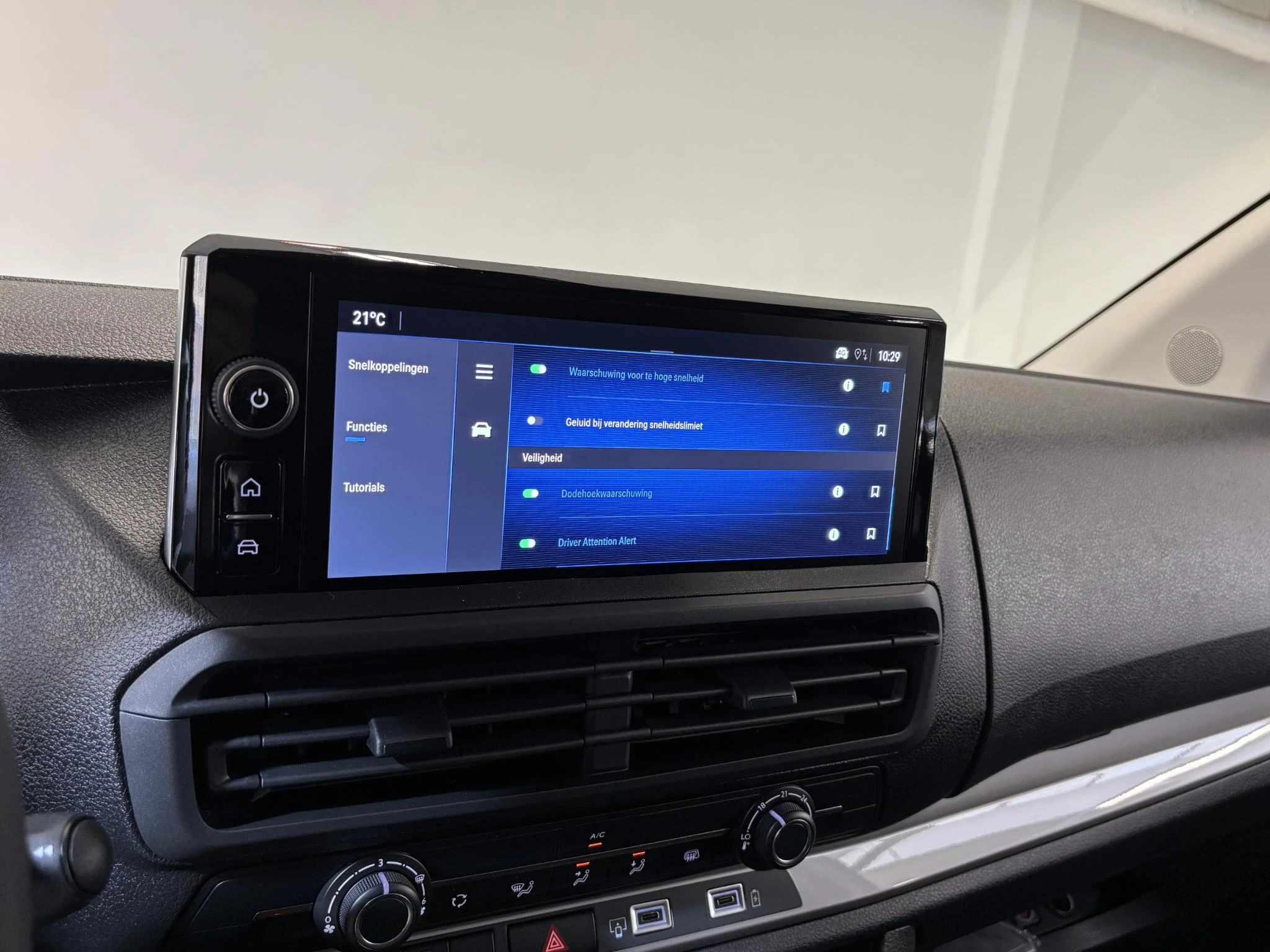 Hoofdafbeelding Opel Vivaro-e