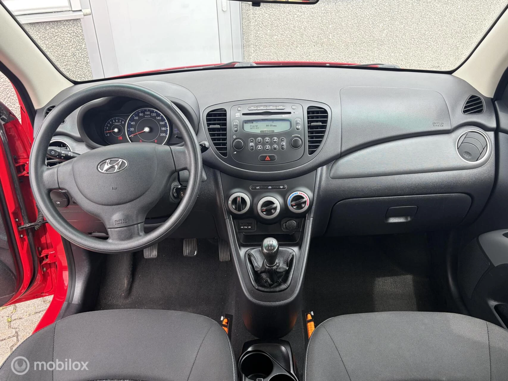 Hoofdafbeelding Hyundai i10