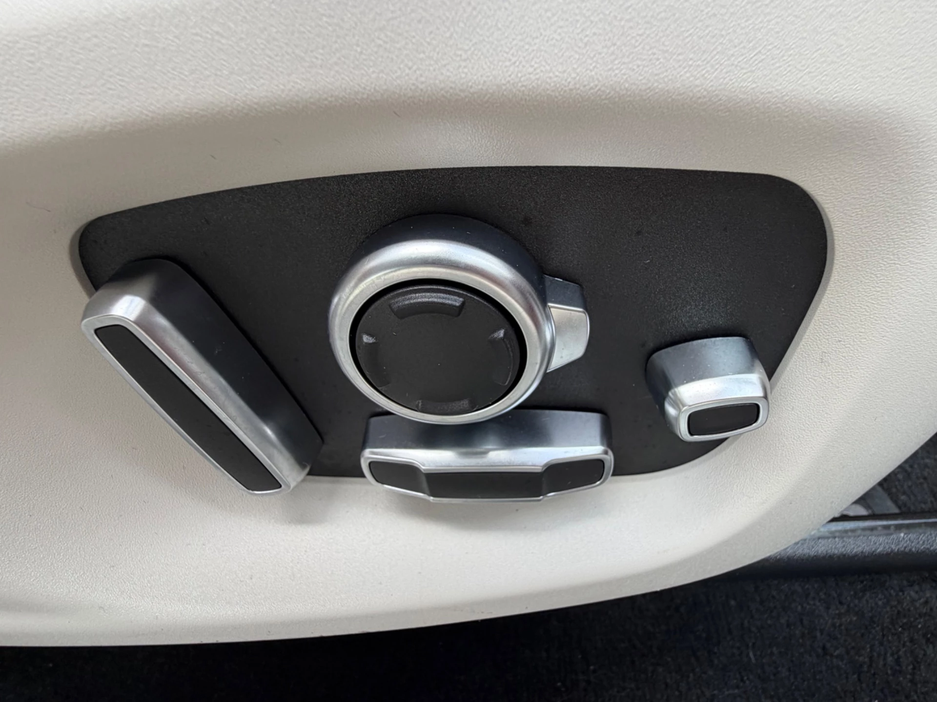 Hoofdafbeelding Jaguar I-PACE