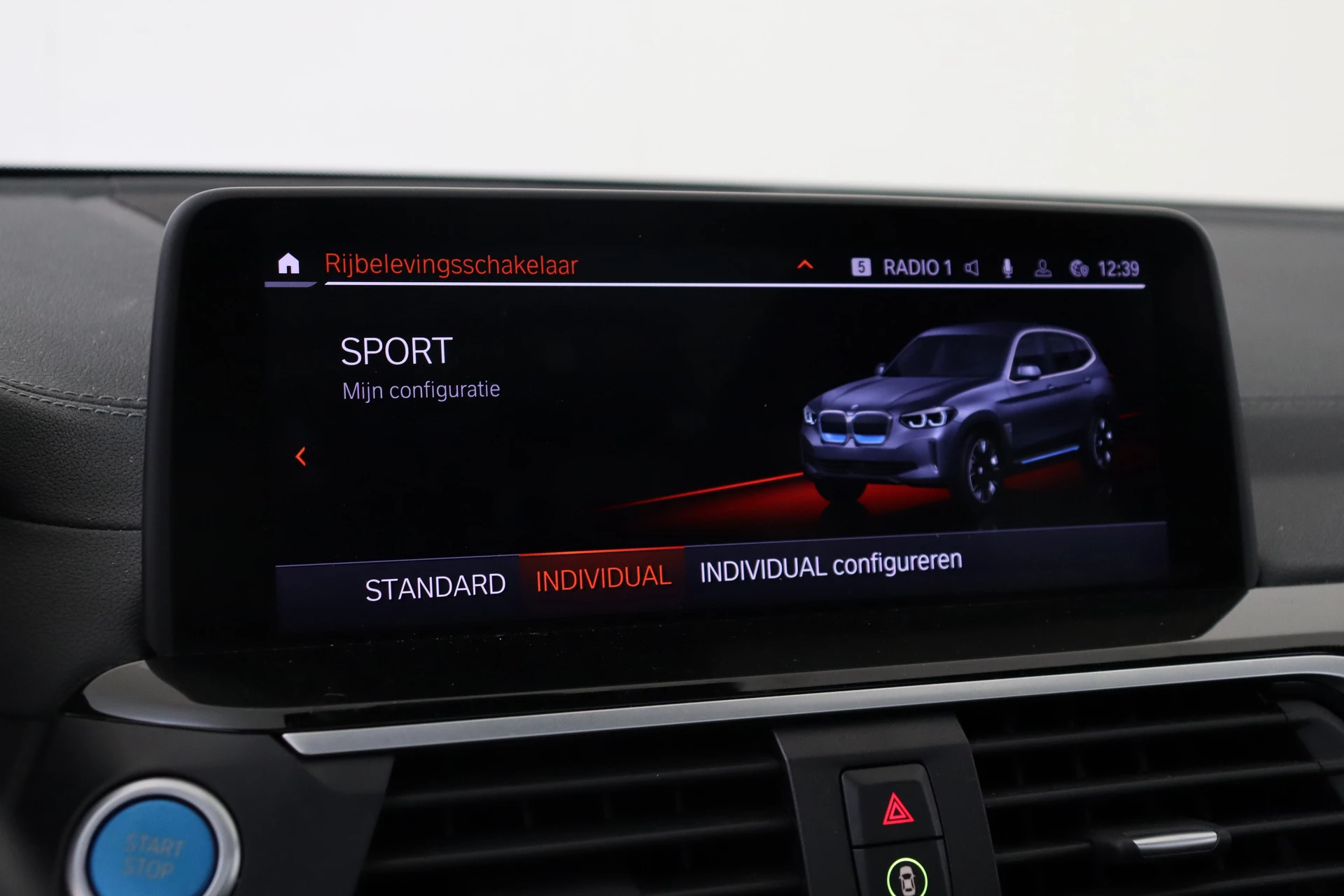 Hoofdafbeelding BMW iX3