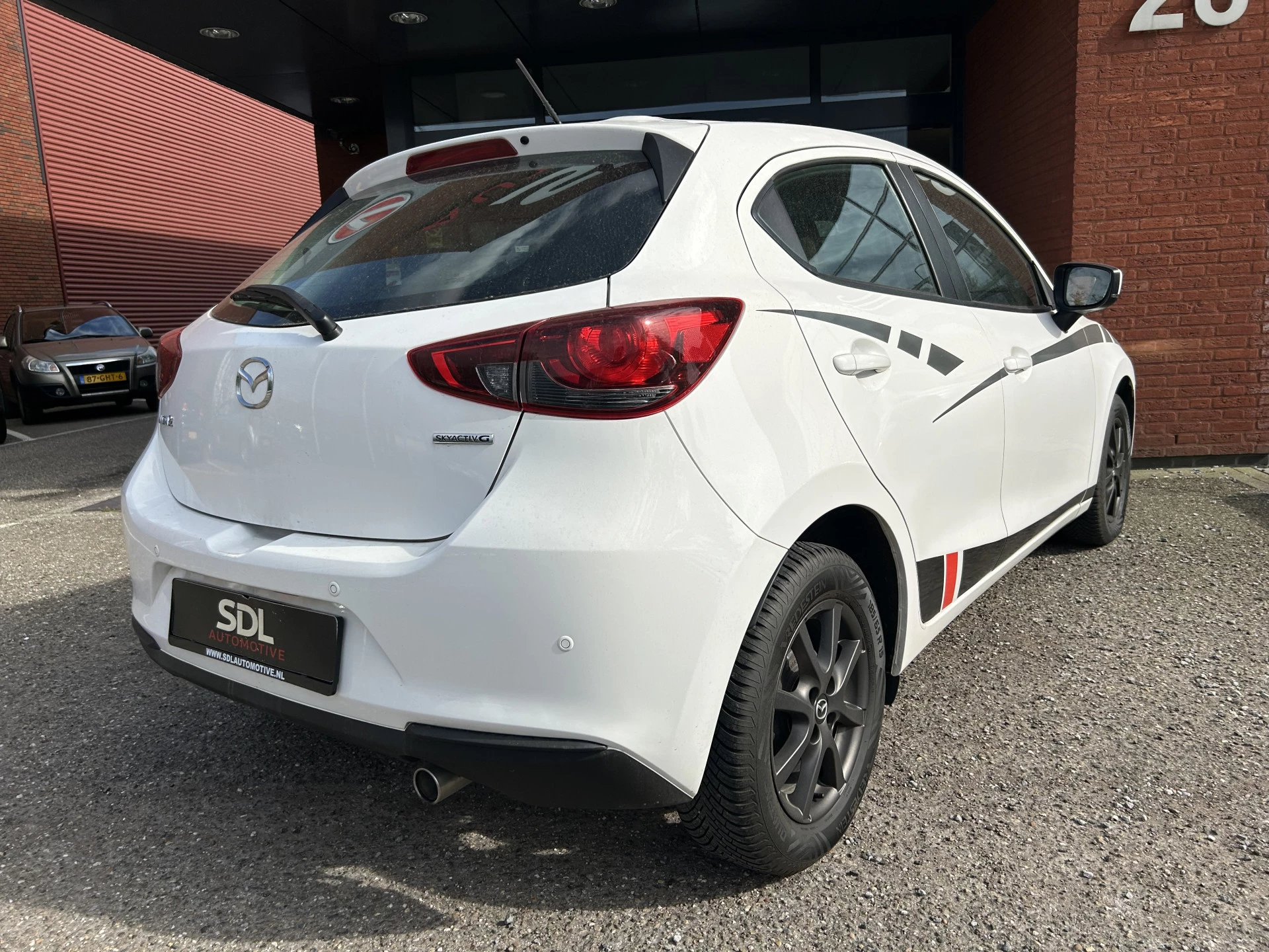 Hoofdafbeelding Mazda 2