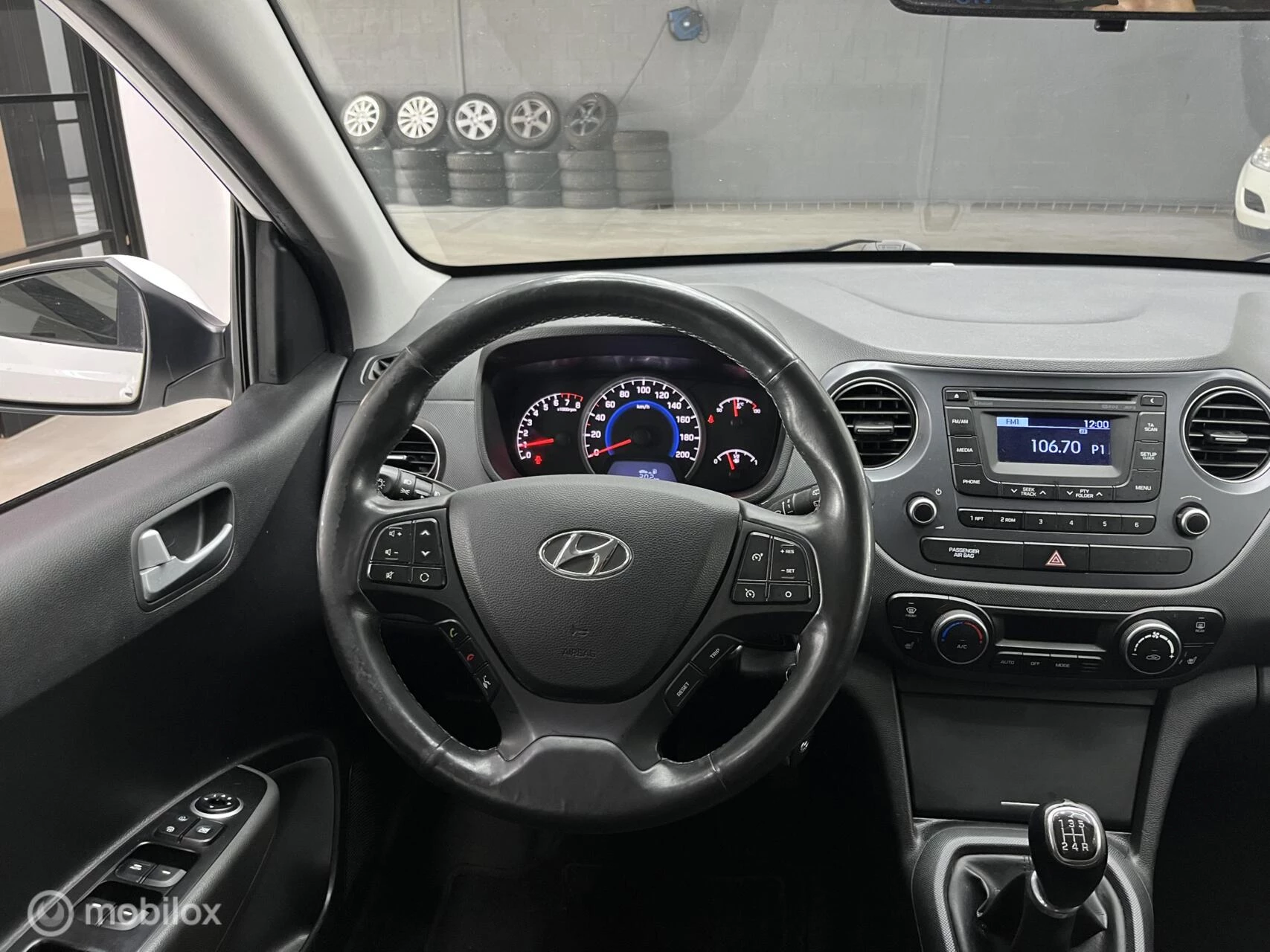 Hoofdafbeelding Hyundai i10