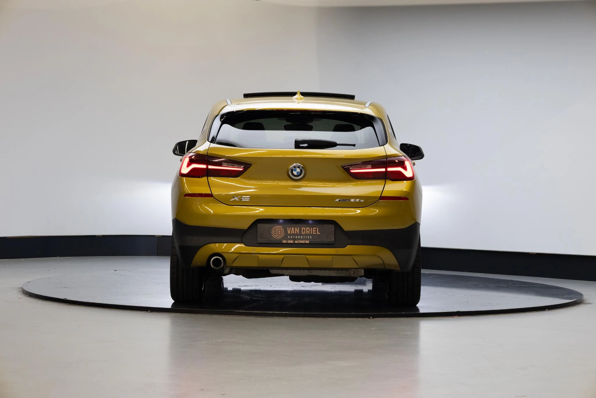 Hoofdafbeelding BMW X2