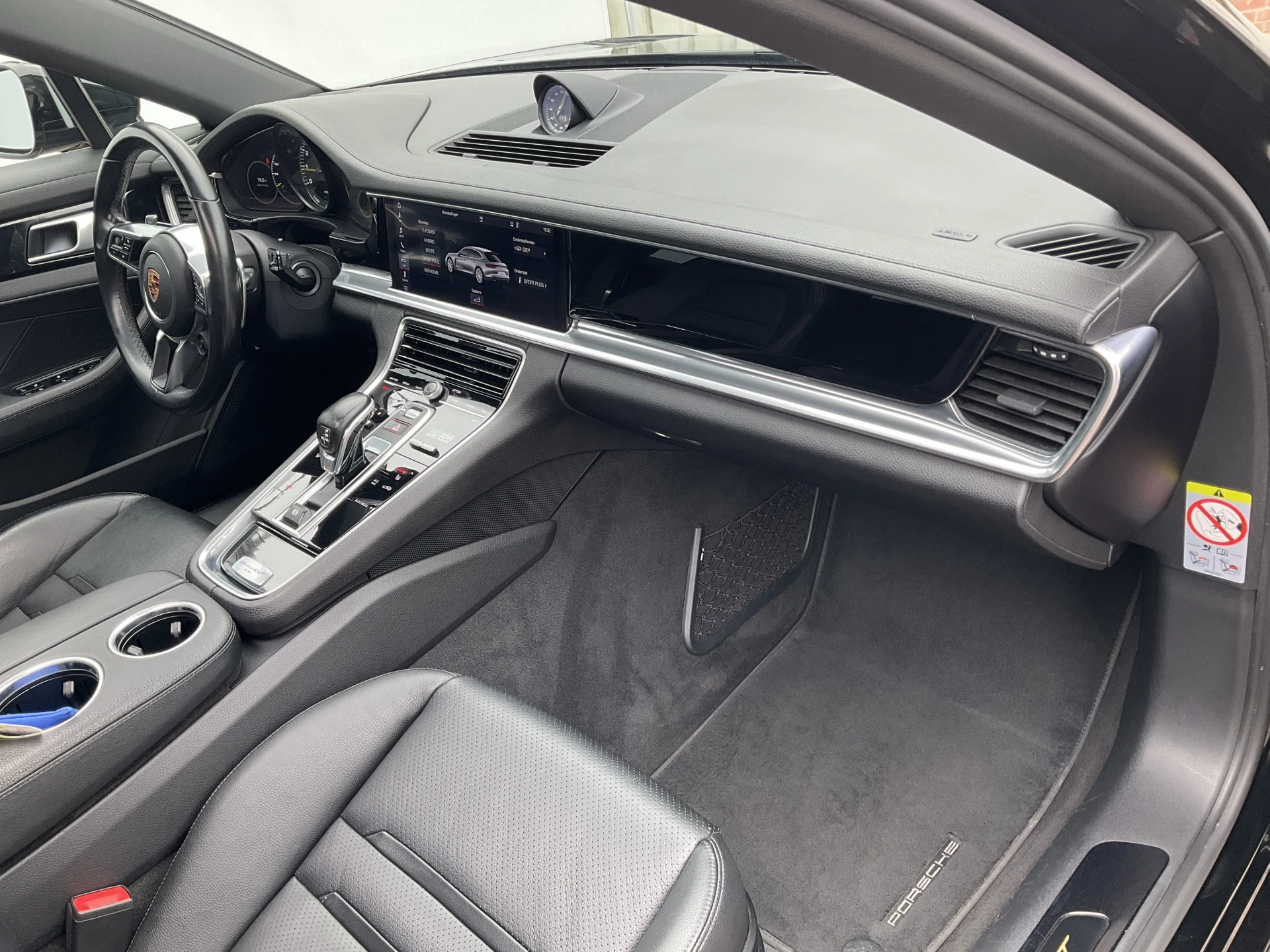 Hoofdafbeelding Porsche Panamera