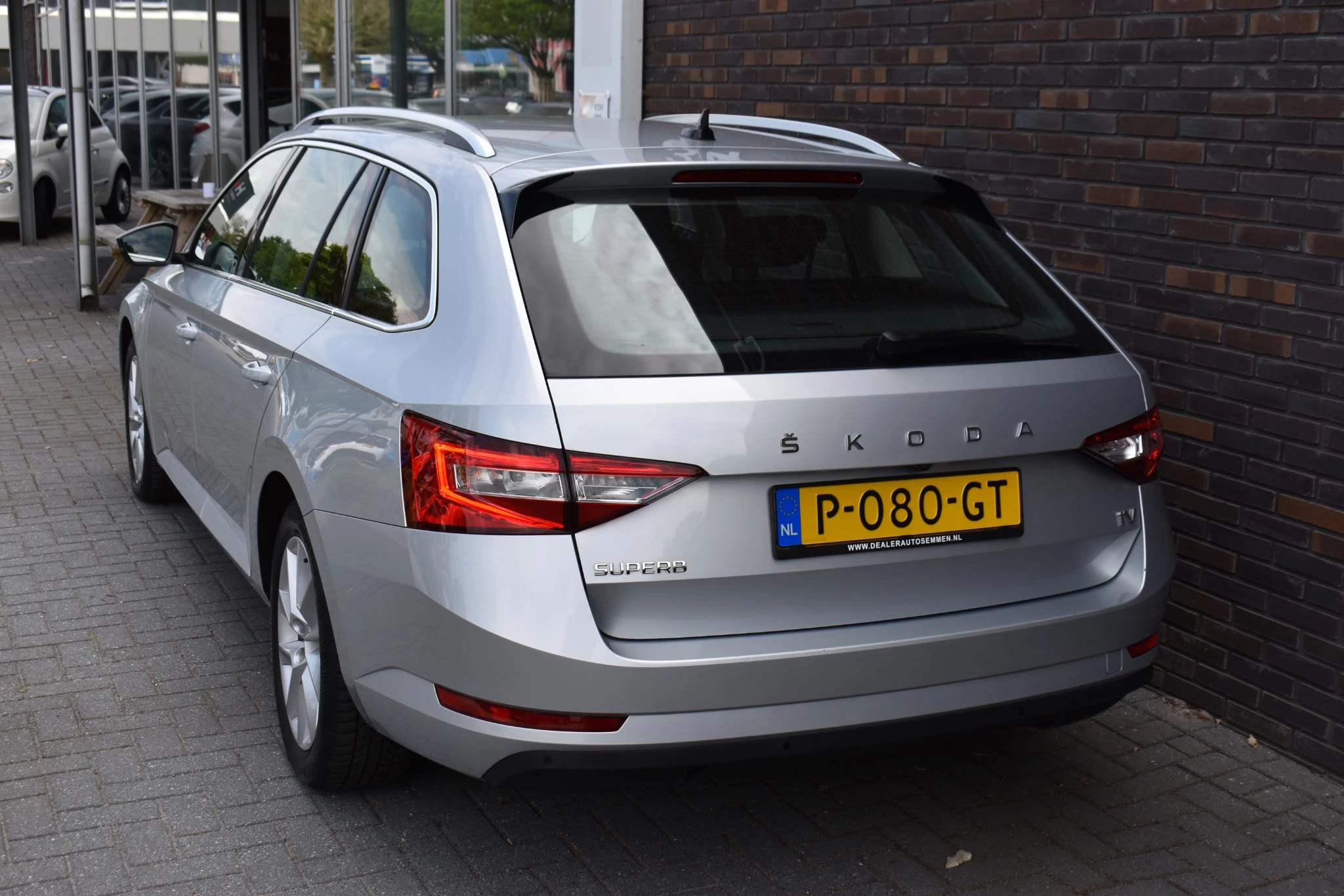 Hoofdafbeelding Škoda Superb