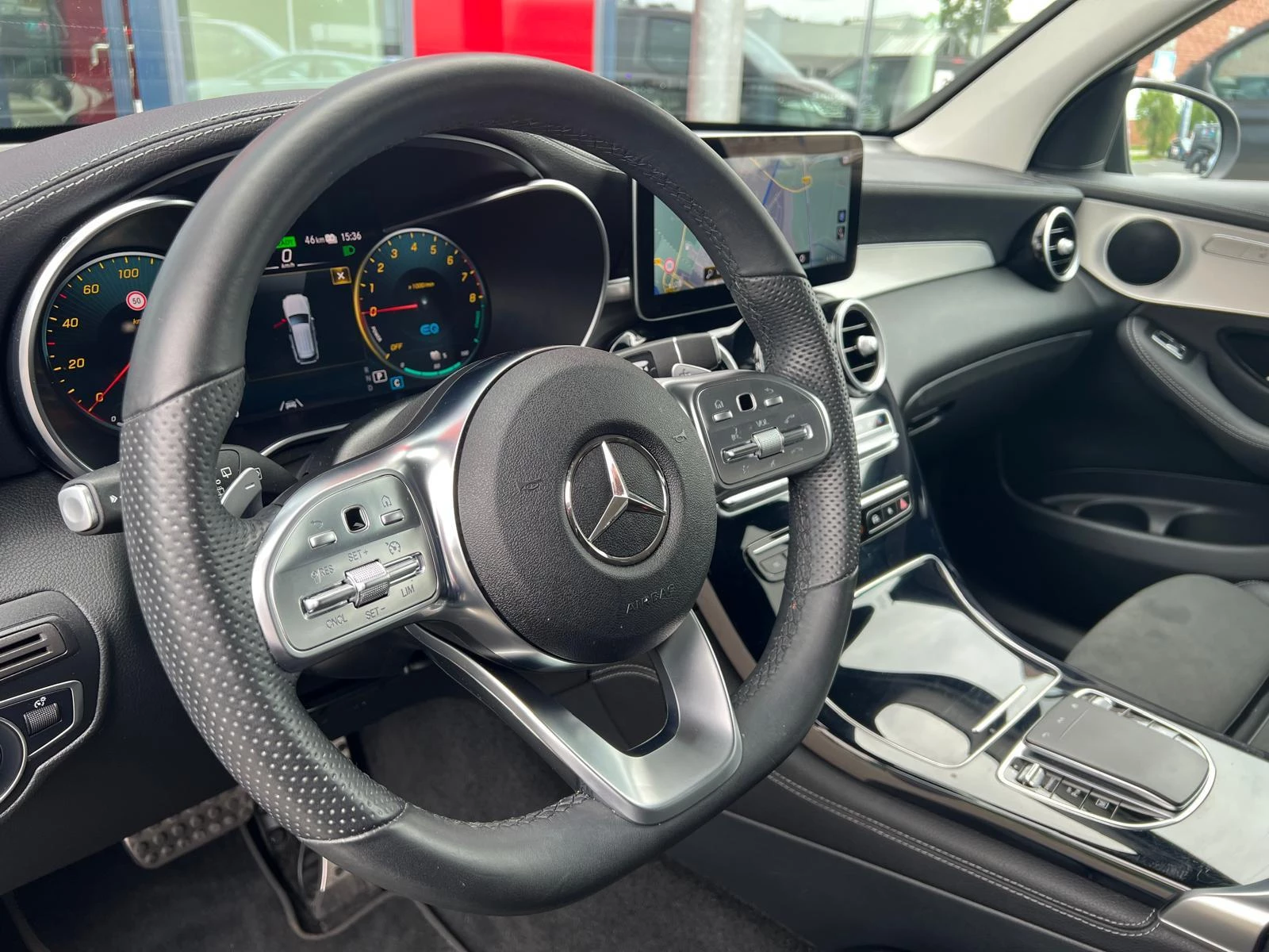 Hoofdafbeelding Mercedes-Benz GLC