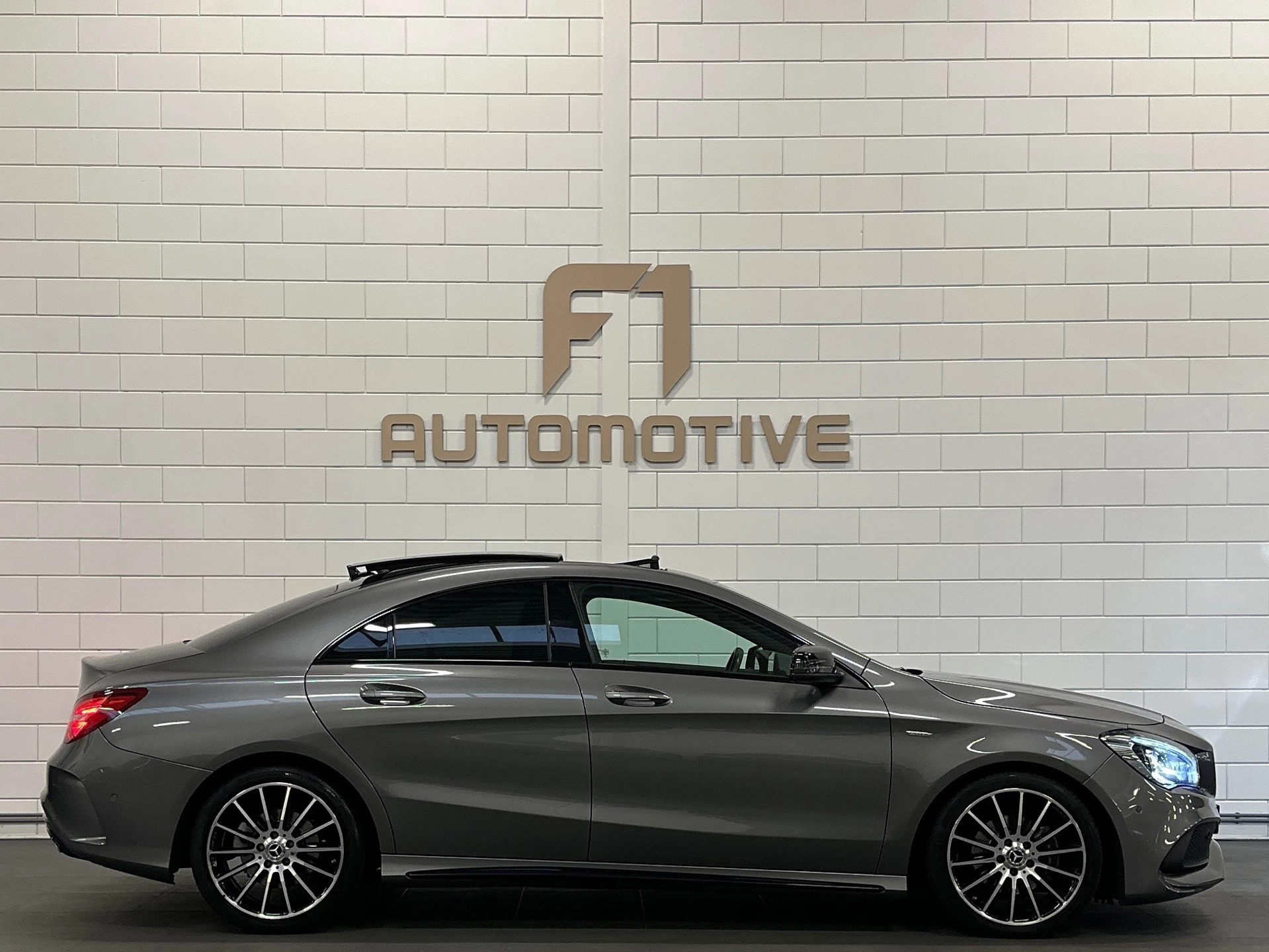 Hoofdafbeelding Mercedes-Benz CLA