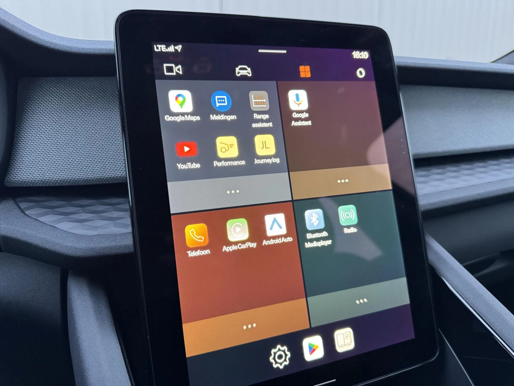 Hoofdafbeelding Polestar 2