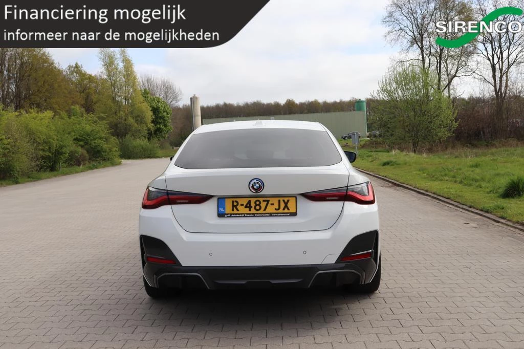 Hoofdafbeelding BMW i4