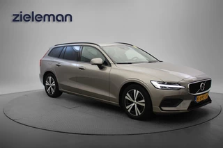 Volvo V60 2.0 B3 Momentum Advantage - Digitaal Cockpit, Carplay, Adaptive Cruise, Camera