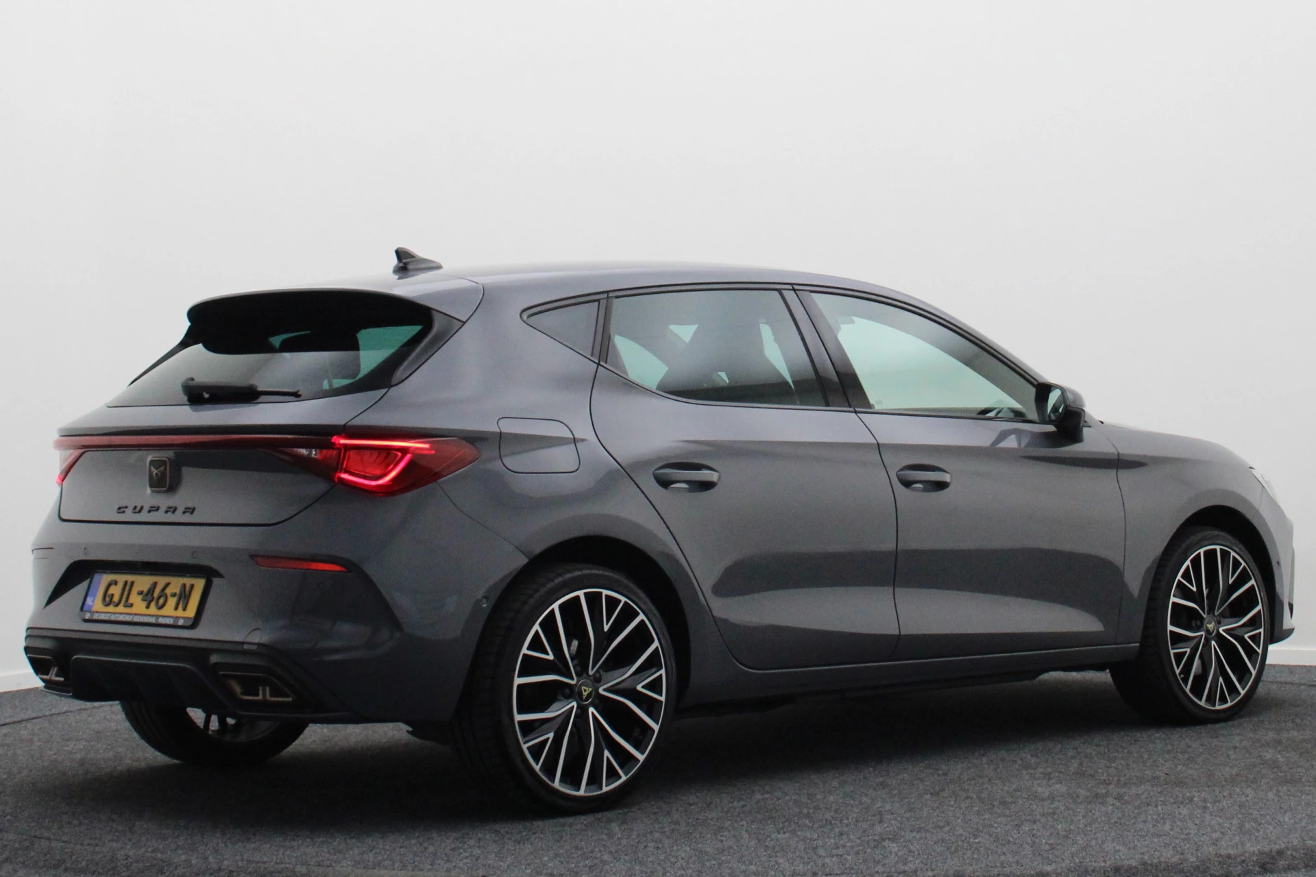 Hoofdafbeelding CUPRA Leon