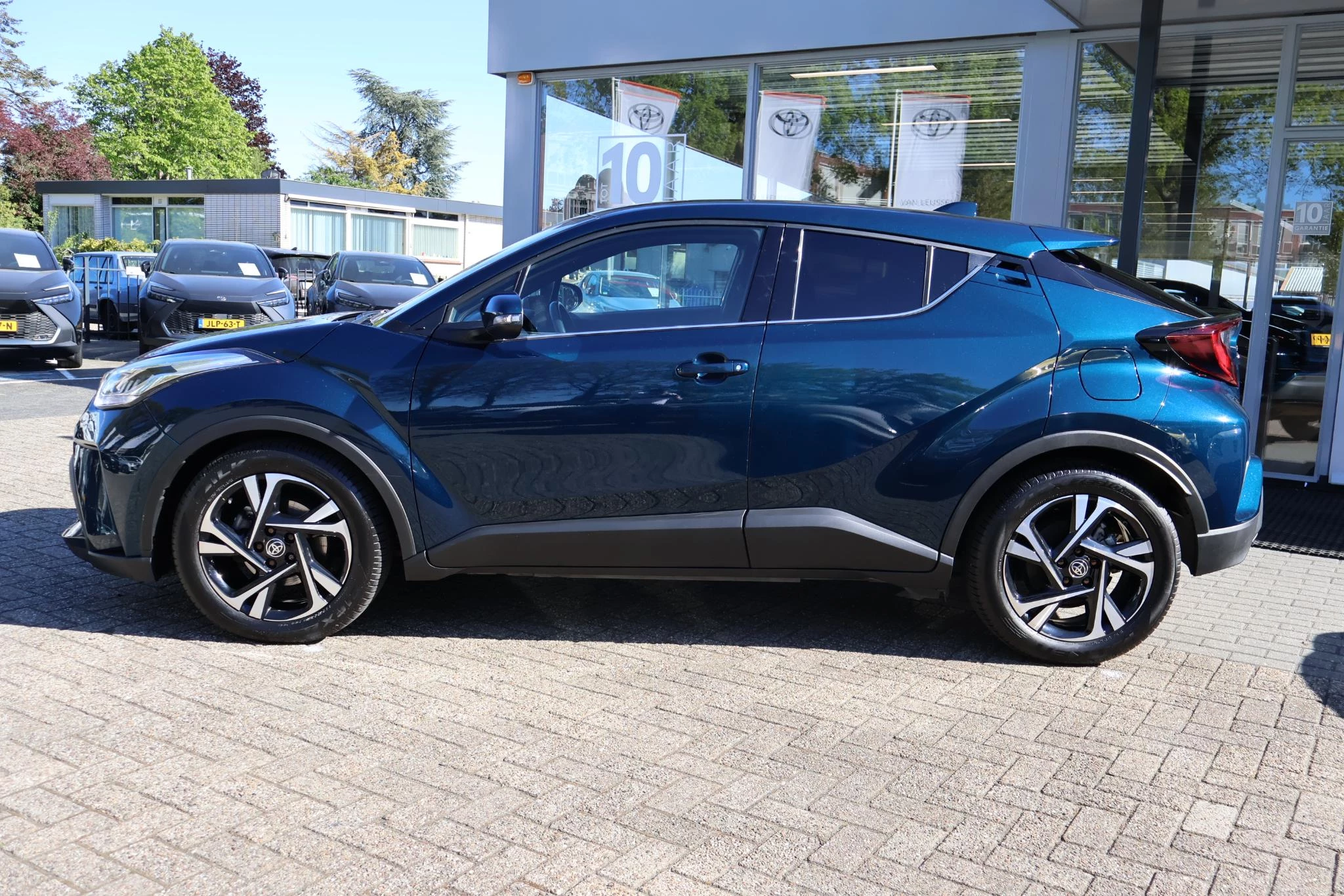 Hoofdafbeelding Toyota C-HR