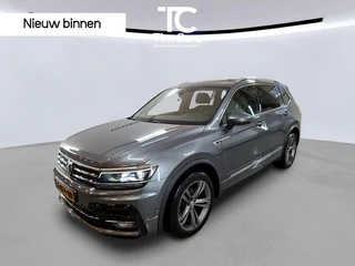 Volkswagen Tiguan Allspace 1.5 TSI Highline R-line Automaat | Trekhaak uitklapbaar | Adaptieve cruise control | Platinum Grey Metallic | LED koplampen | Achteruitrijcamera