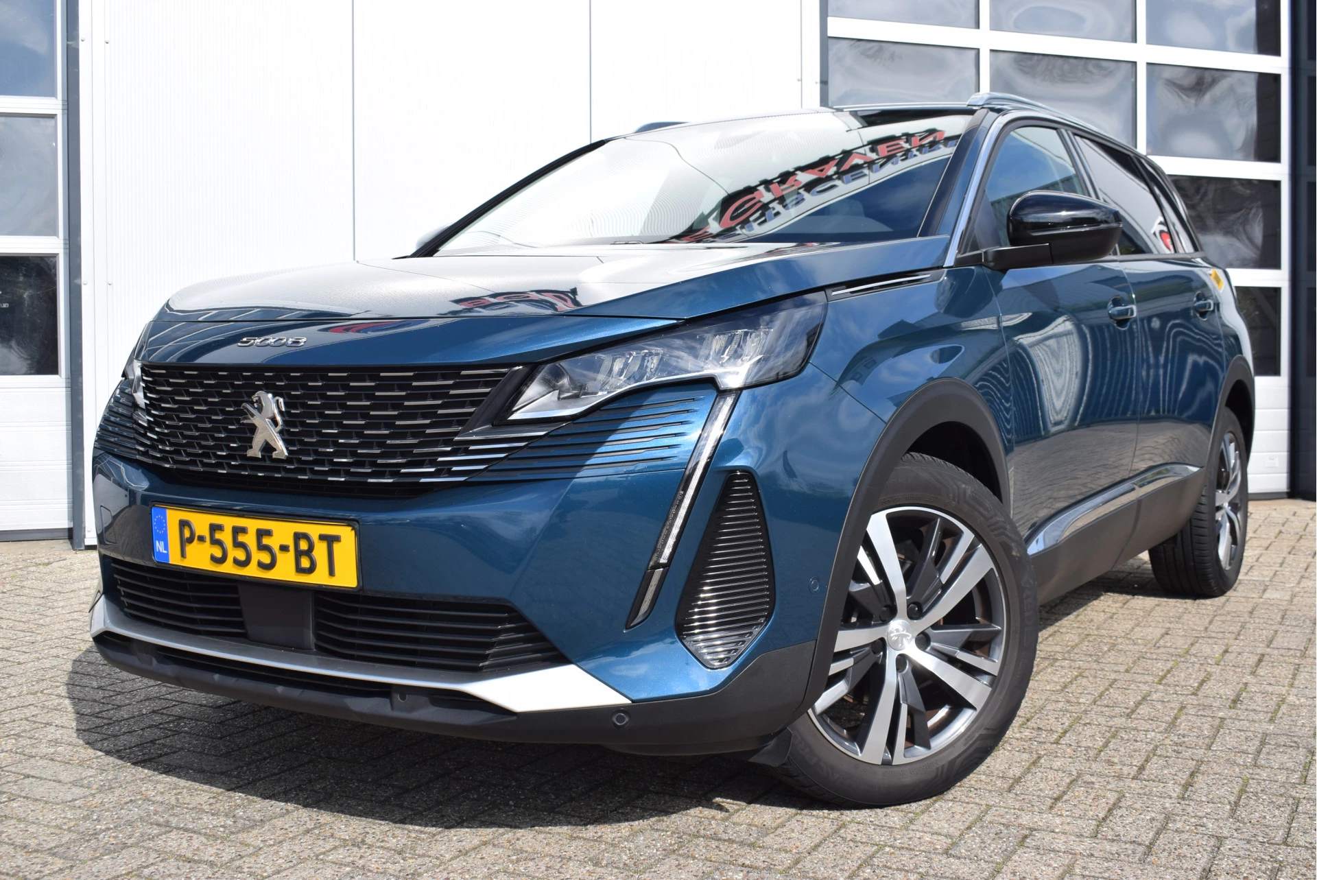 Hoofdafbeelding Peugeot 5008