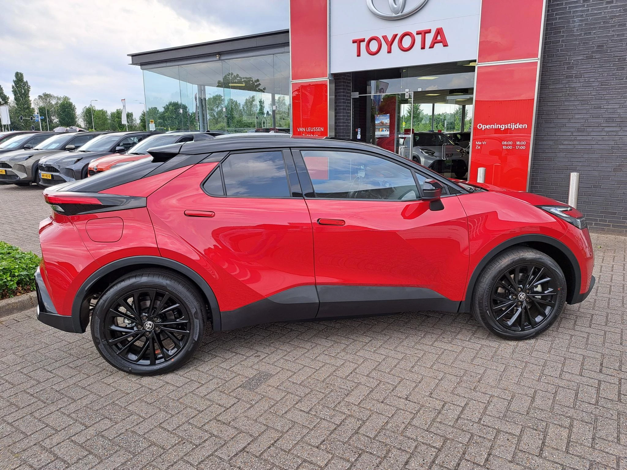 Hoofdafbeelding Toyota C-HR