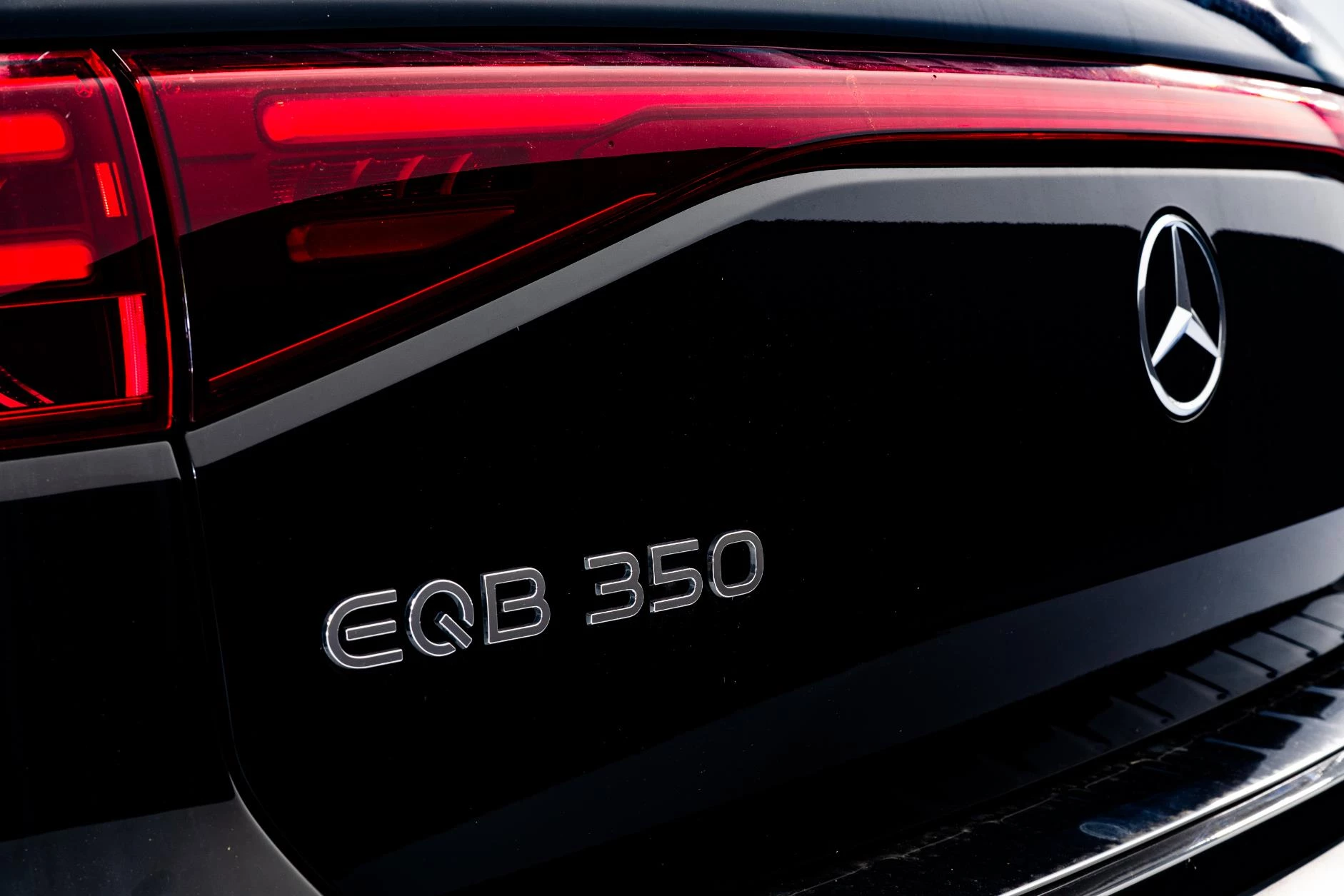 Hoofdafbeelding Mercedes-Benz EQB