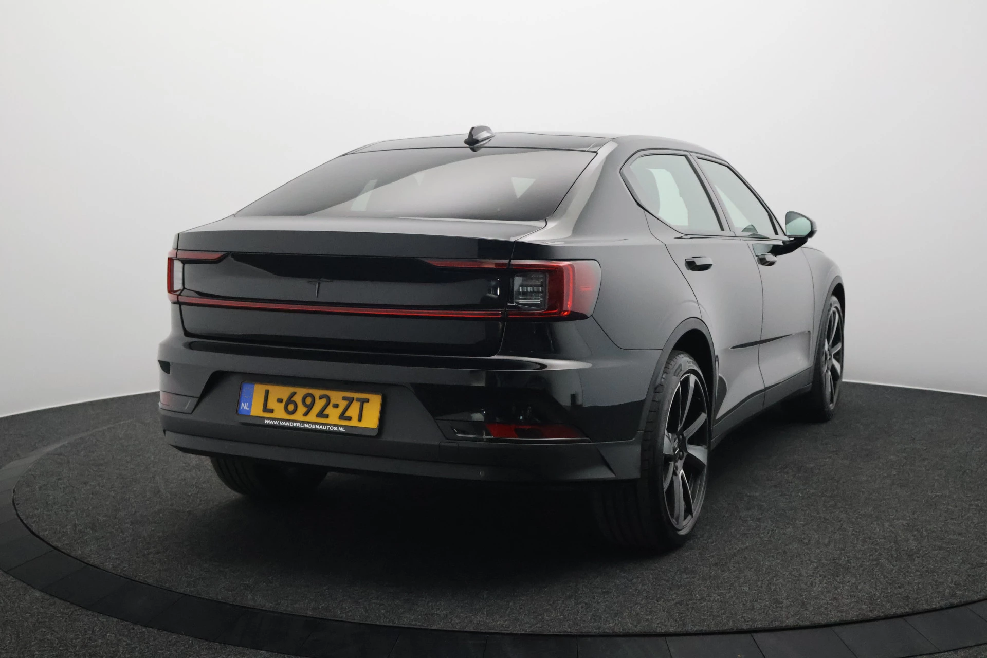 Hoofdafbeelding Polestar 2