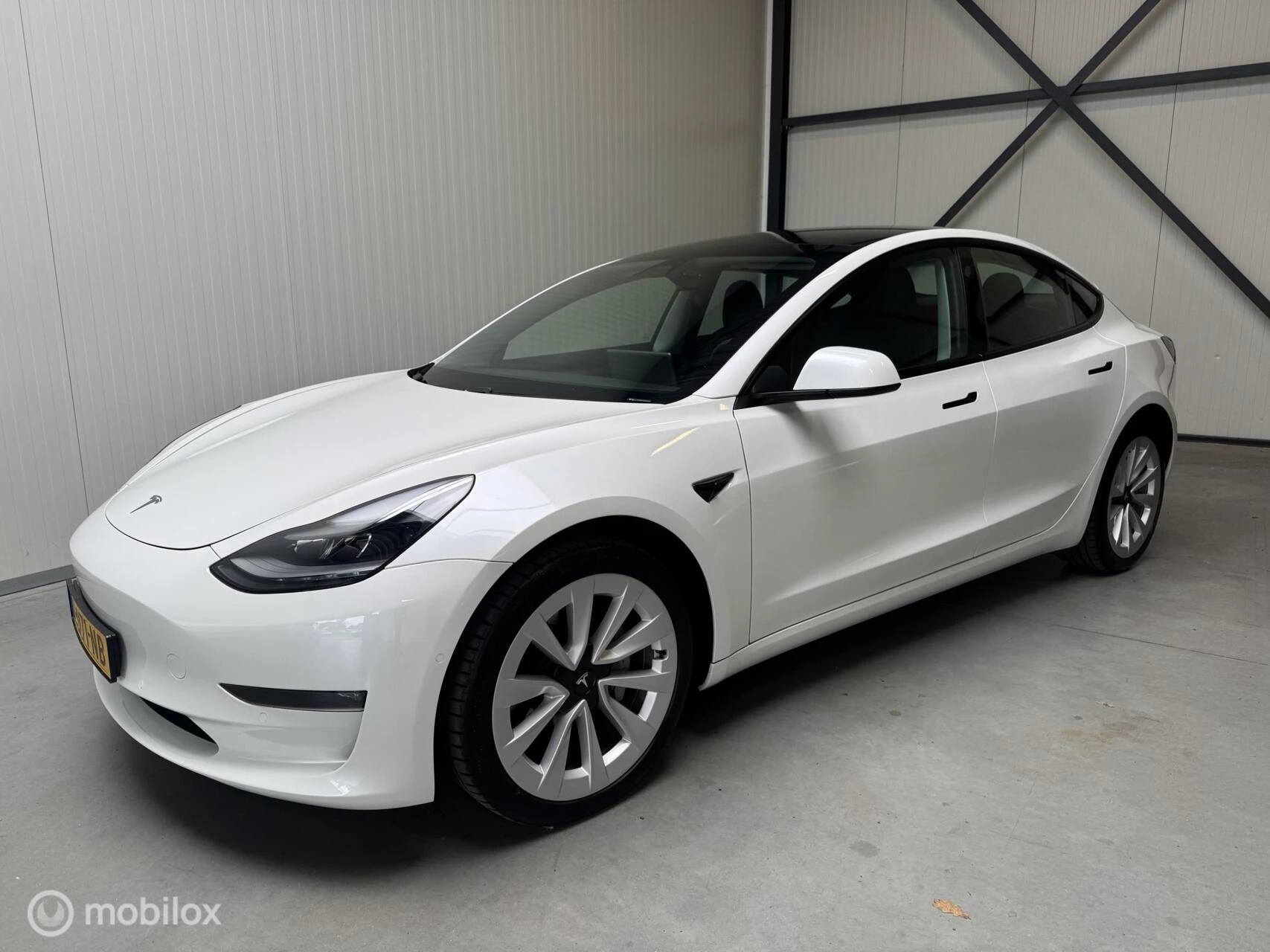 Hoofdafbeelding Tesla Model 3