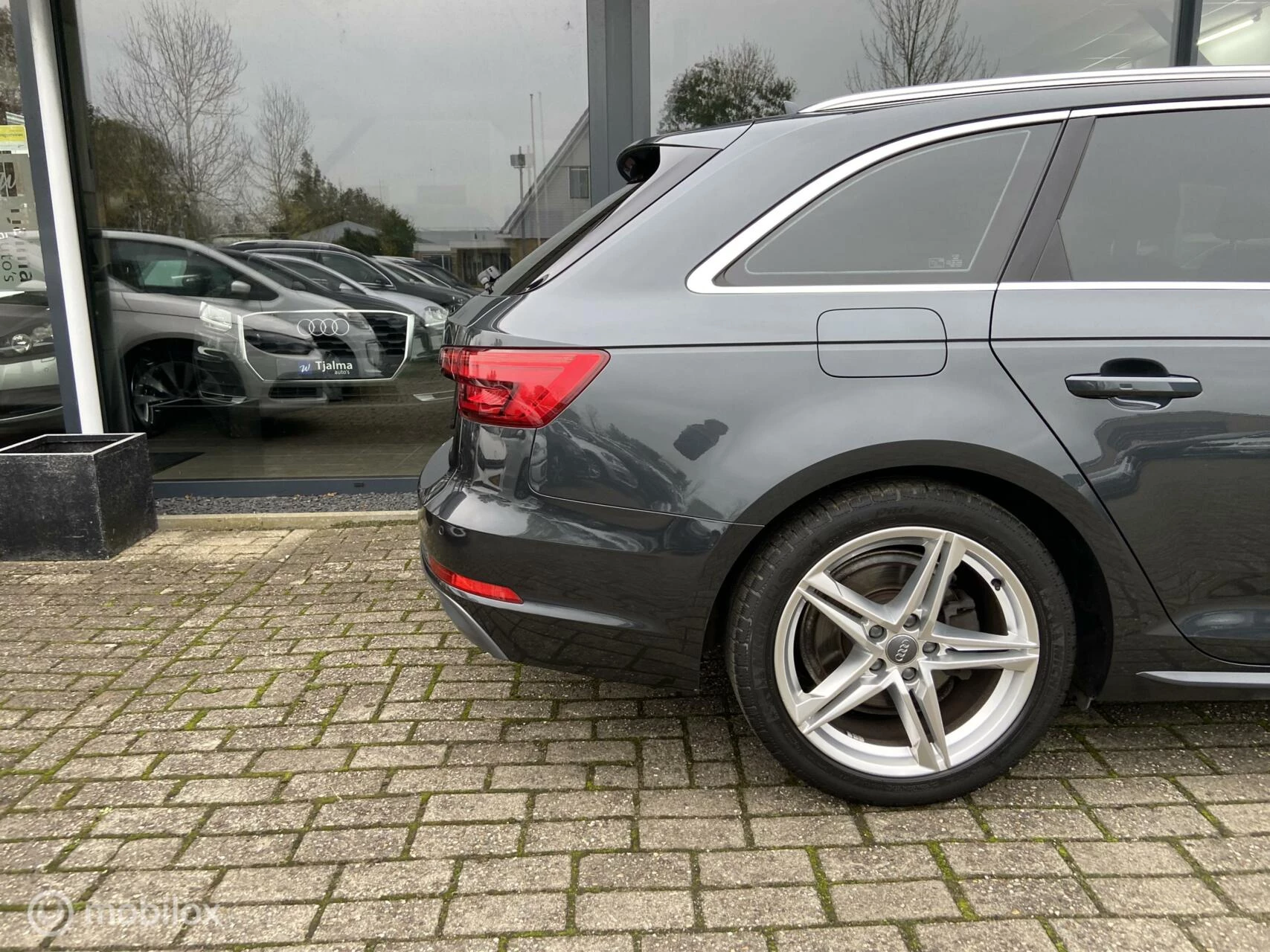 Hoofdafbeelding Audi A4