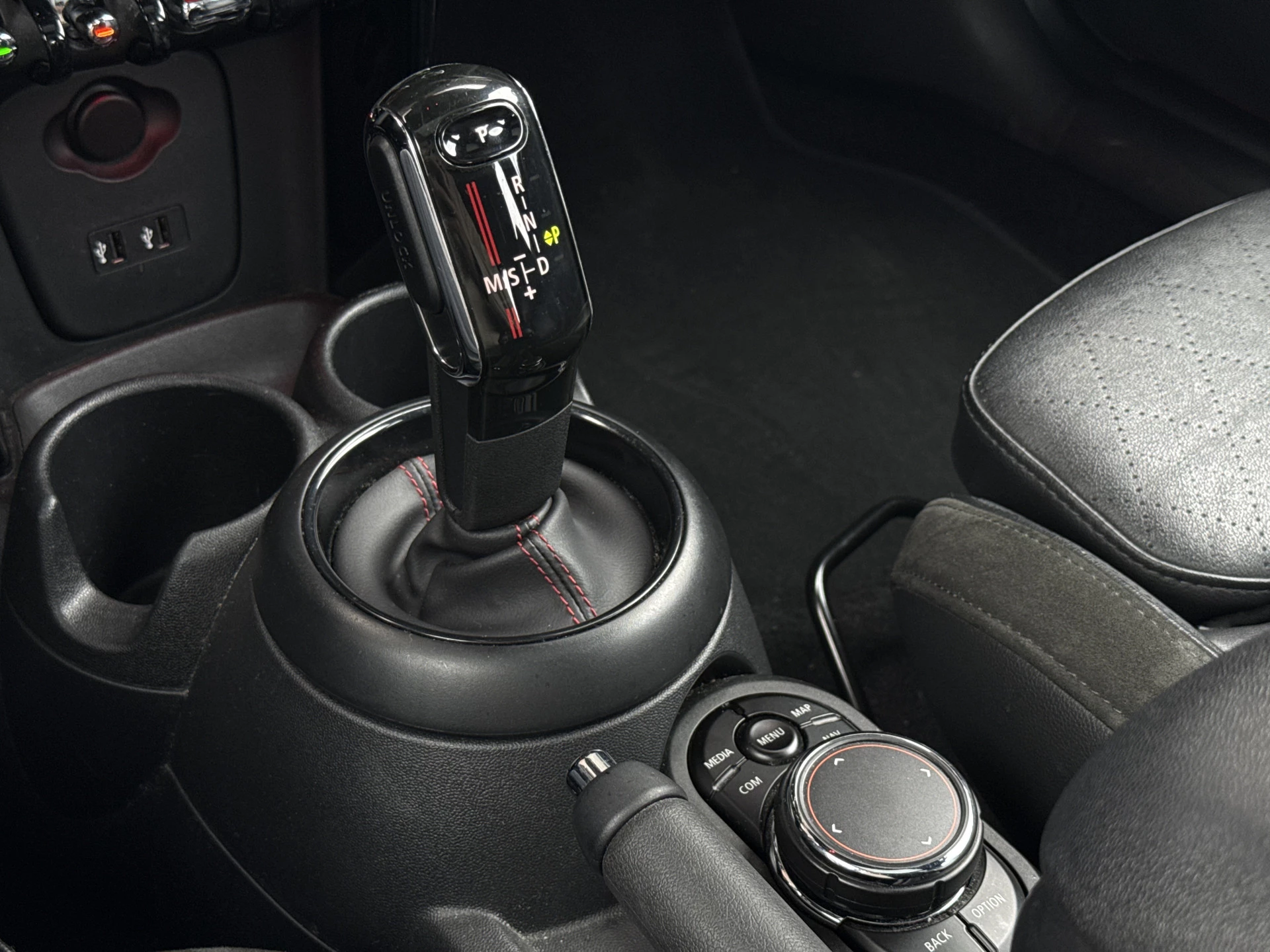 Hoofdafbeelding MINI Cooper S