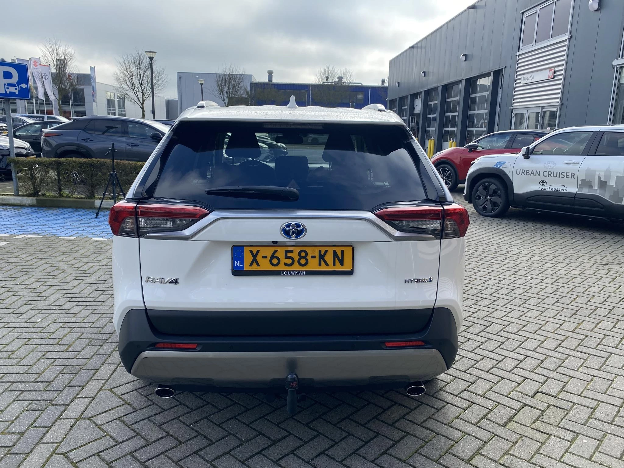 Hoofdafbeelding Toyota RAV4