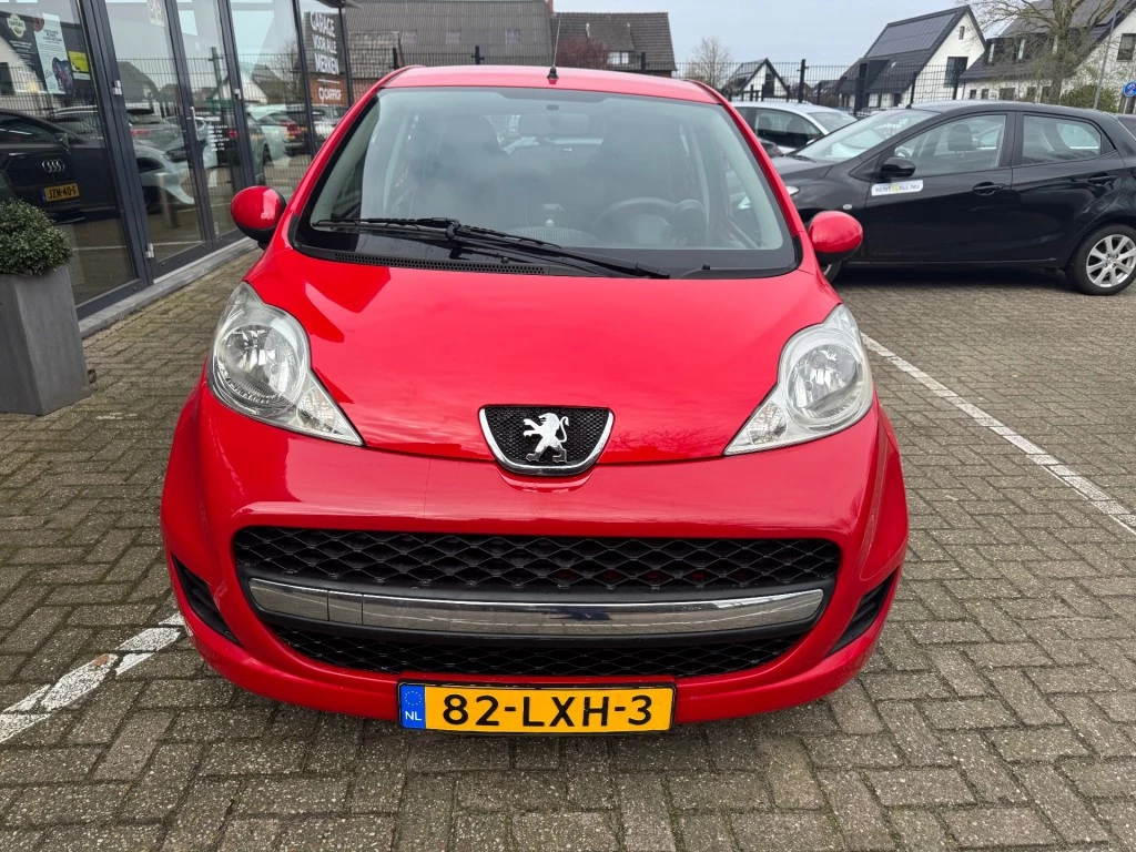 Hoofdafbeelding Peugeot 107