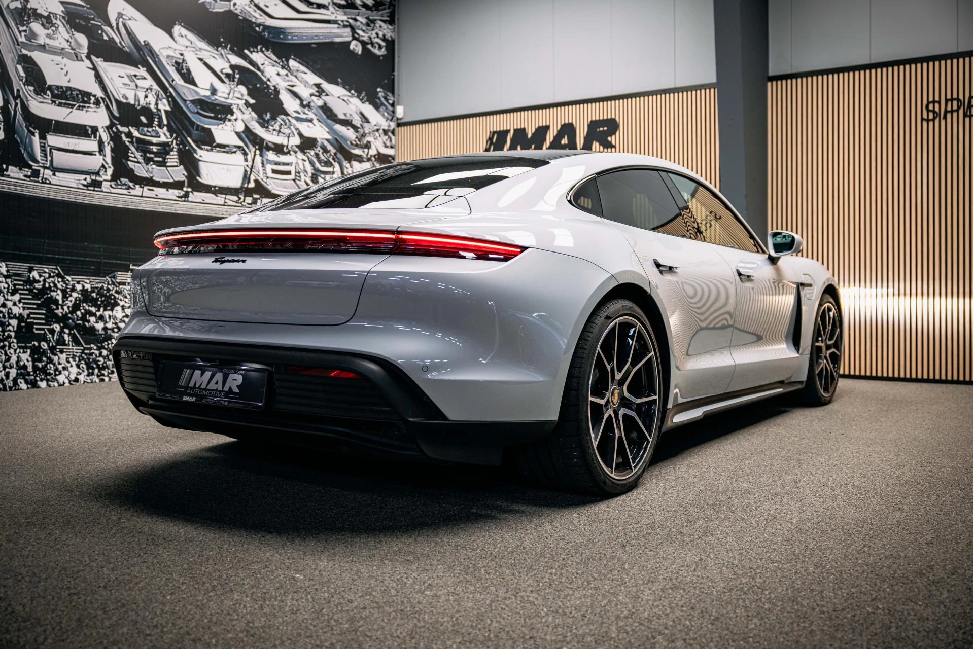 Hoofdafbeelding Porsche Taycan