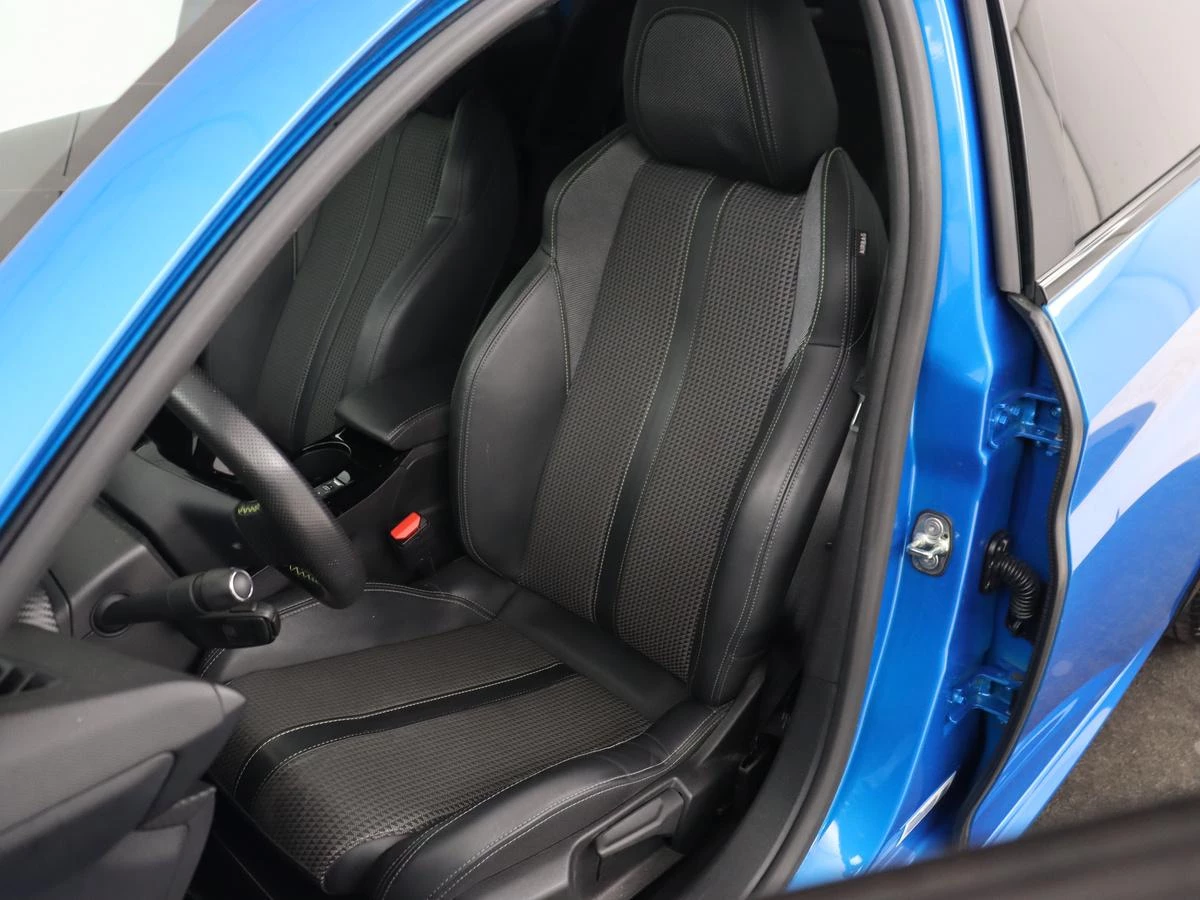 Hoofdafbeelding Peugeot e-208