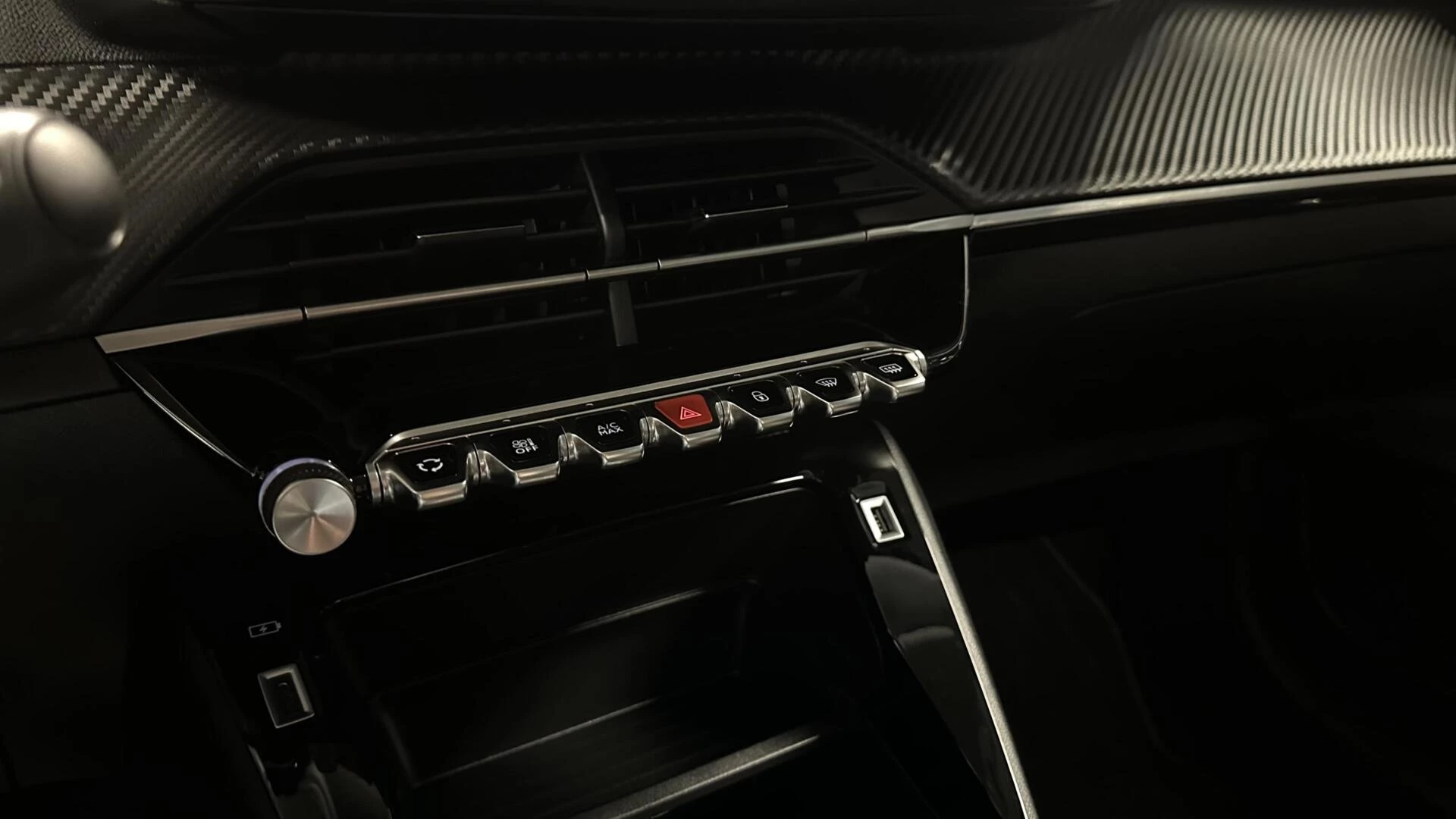 Hoofdafbeelding Peugeot e-208