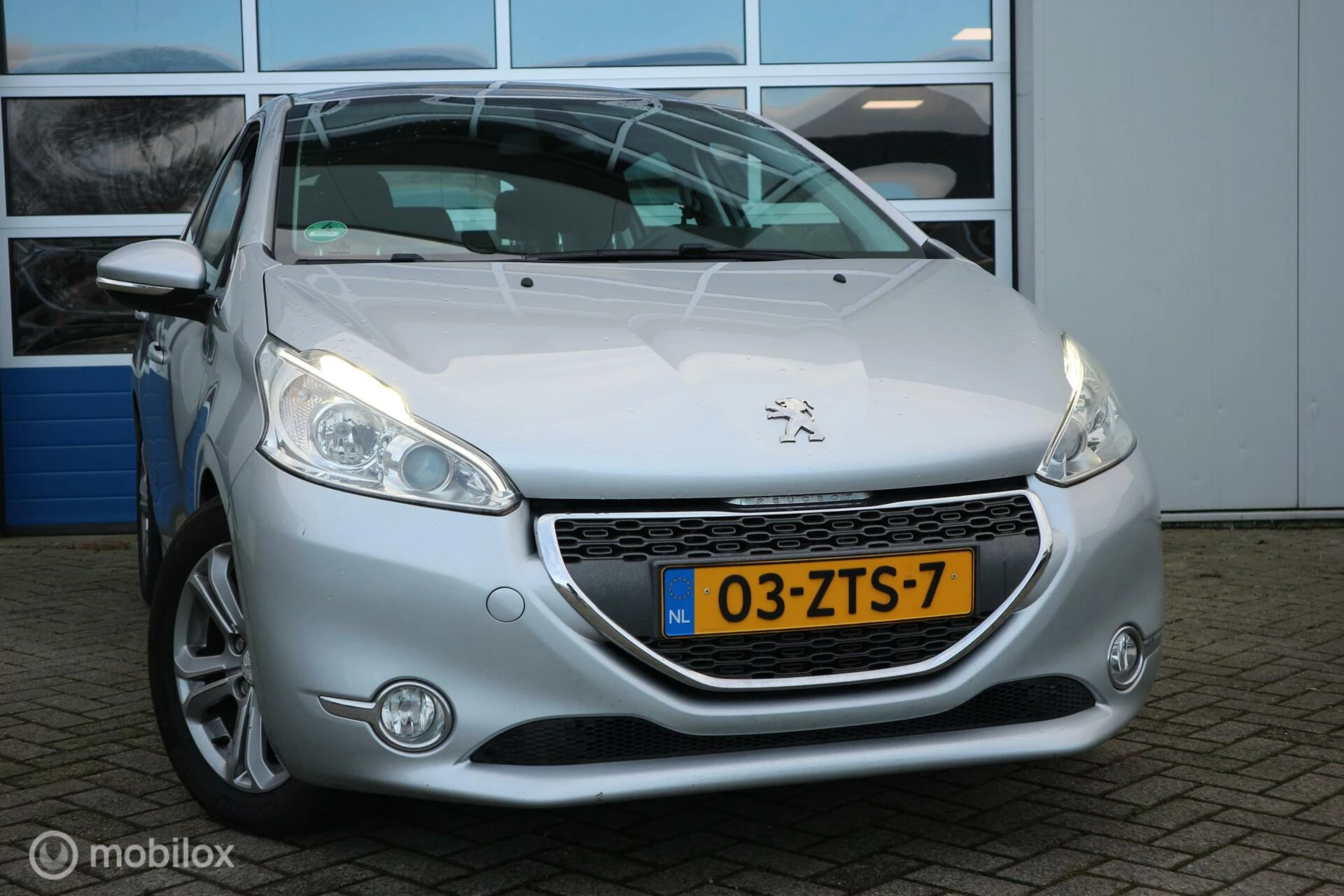 Hoofdafbeelding Peugeot 208