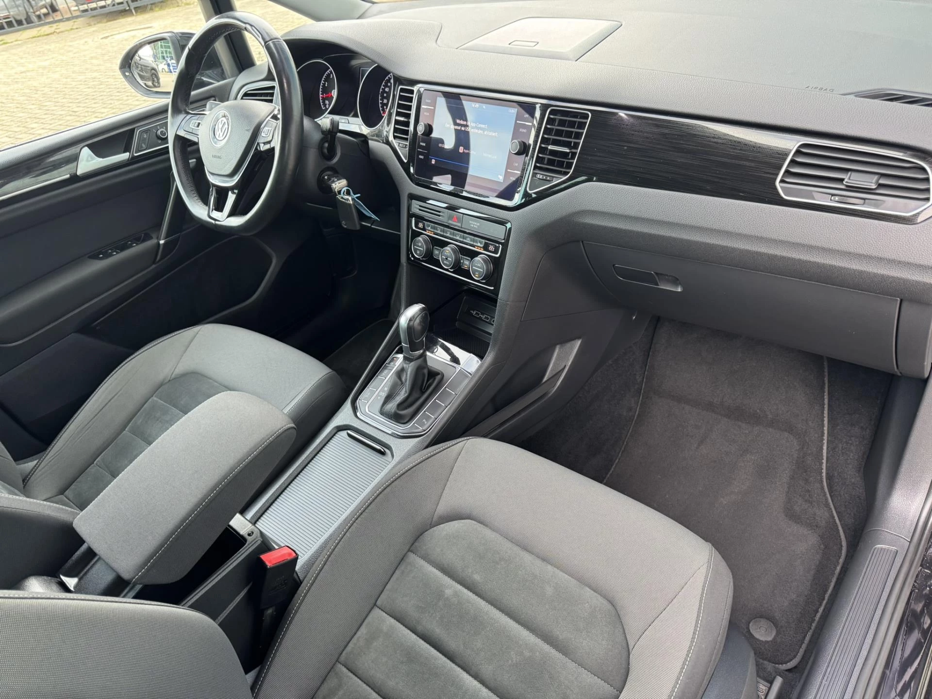 Hoofdafbeelding Volkswagen Golf Sportsvan