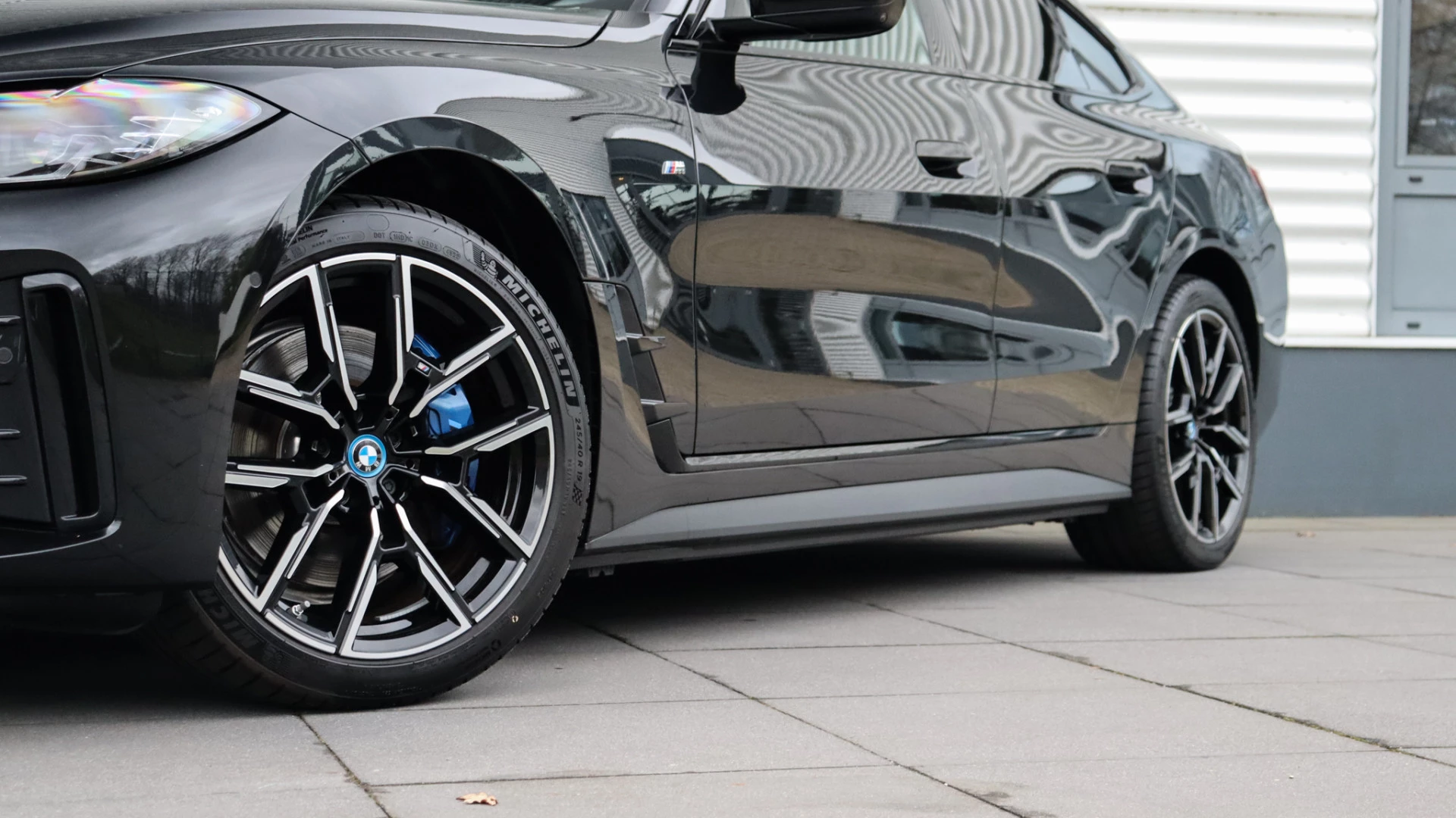 Hoofdafbeelding BMW i4