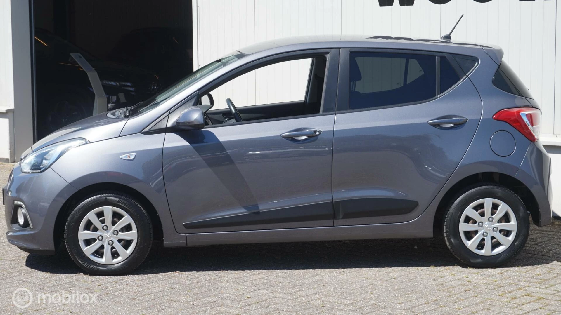 Hoofdafbeelding Hyundai i10
