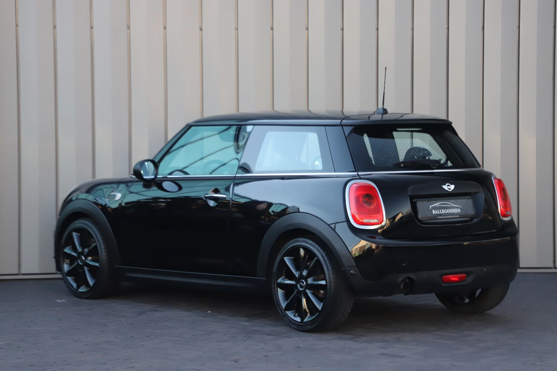 Hoofdafbeelding MINI One