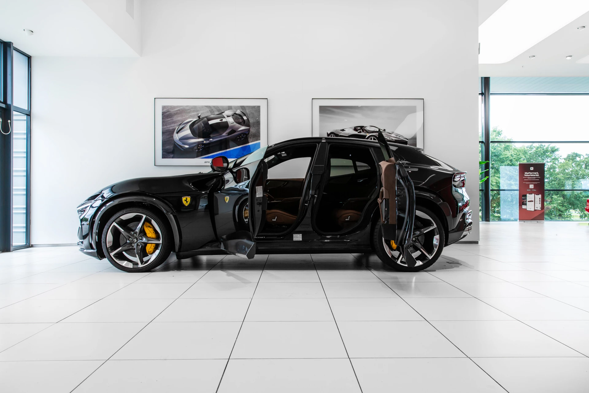 Hoofdafbeelding Ferrari Purosangue