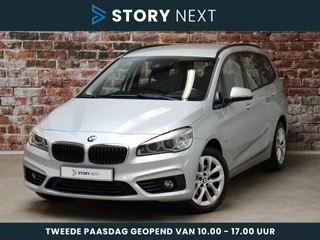 BMW 2 Serie Gran Tourer 218i High Executive Sport Line Automaat 7 Persoons / Navigatiesysteem Plus / Driving Assistant / Head-Up Display / Leder / Sportstoelen / LED / Achteruitrijcamera / Stoelverwarming / Parkeersensoren voor+achter / 17 Inch