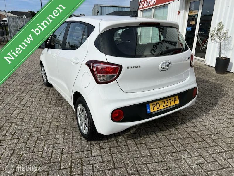 Hoofdafbeelding Hyundai i10