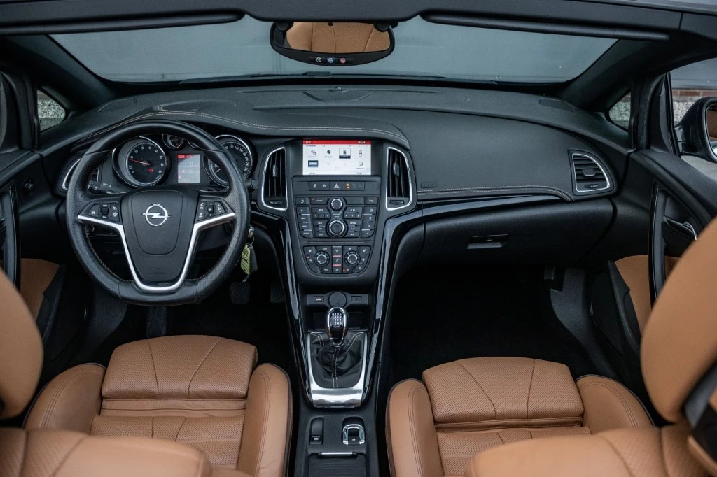Hoofdafbeelding Opel Cascada