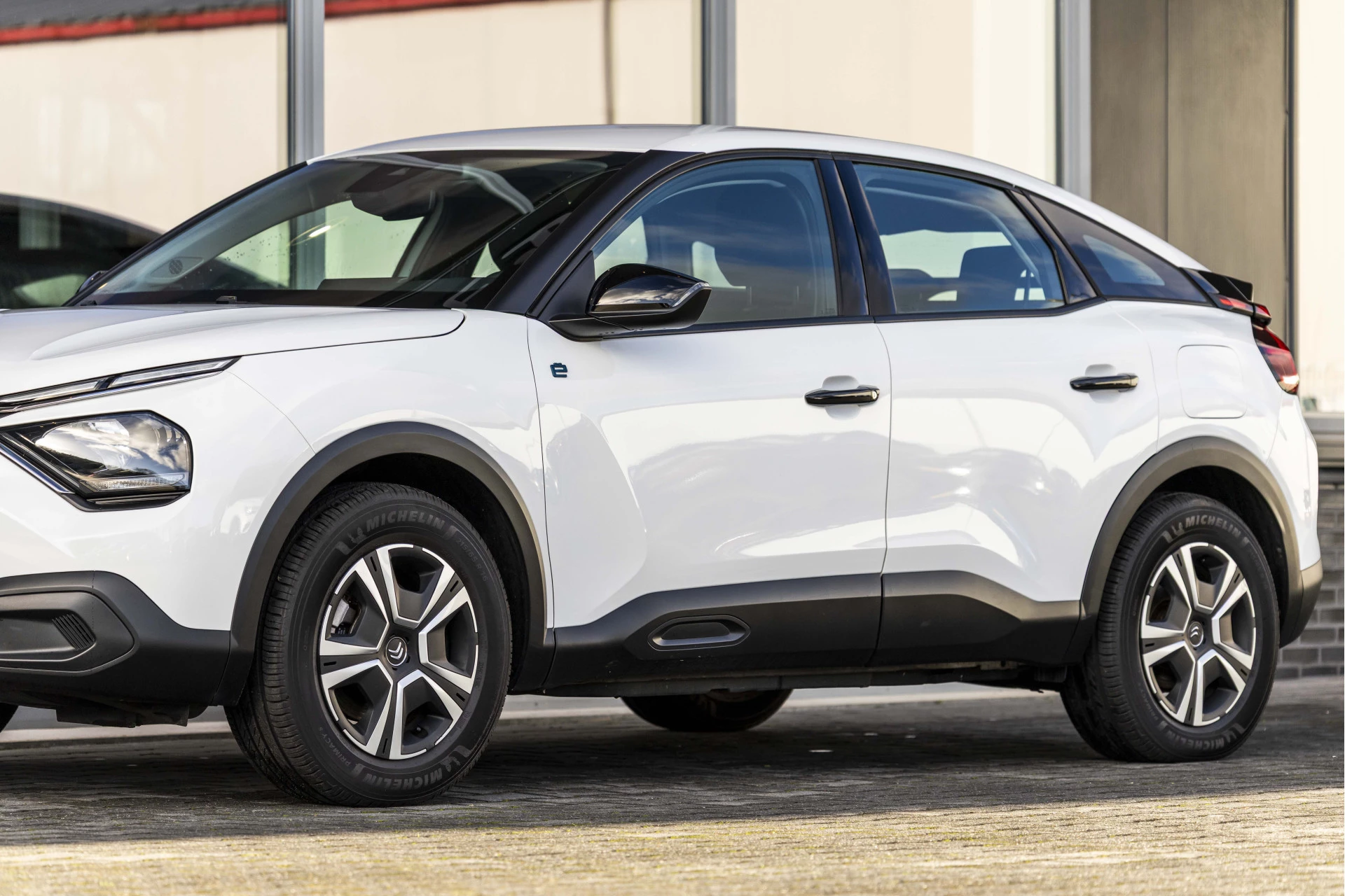 Hoofdafbeelding Citroën ë-C4