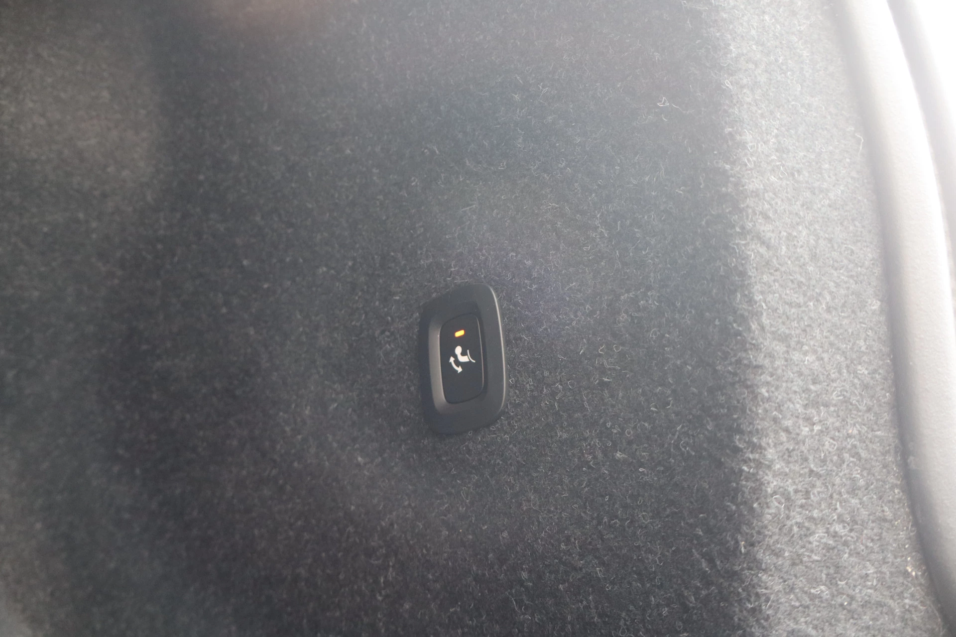 Hoofdafbeelding Volvo C40