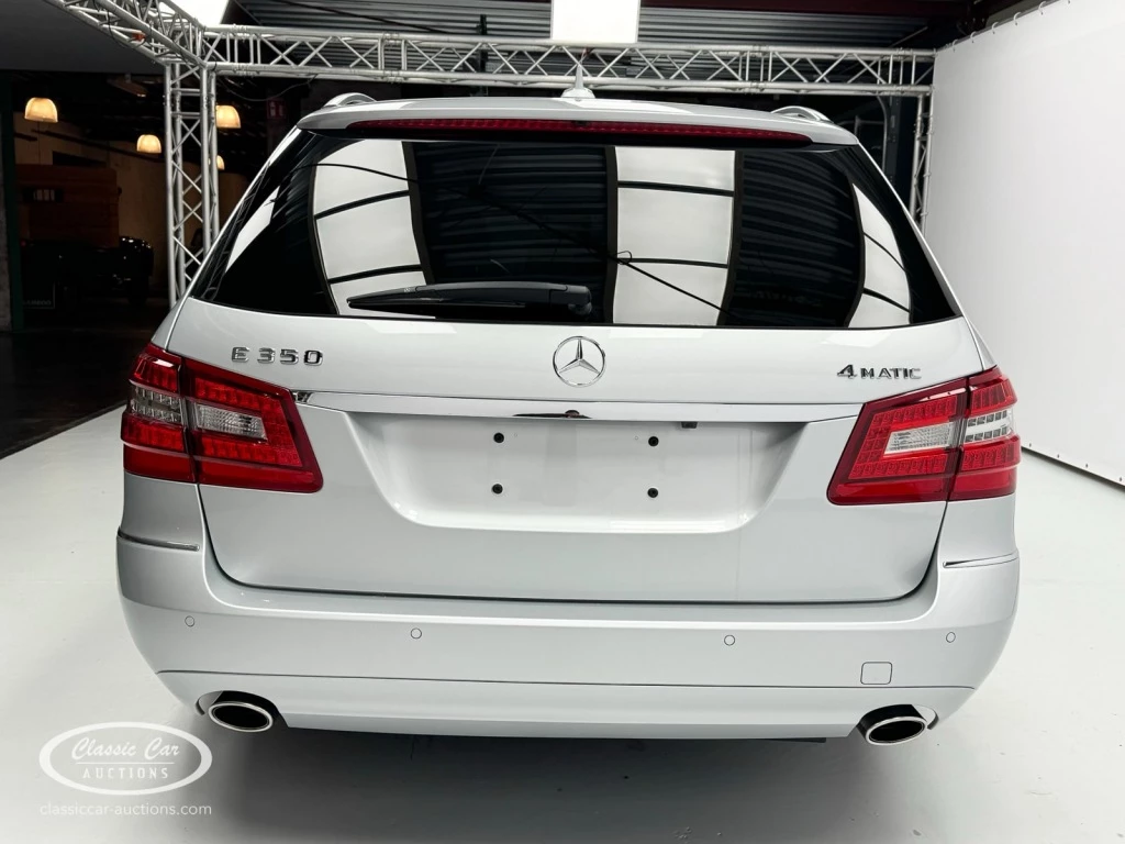 Hoofdafbeelding Mercedes-Benz E-Klasse